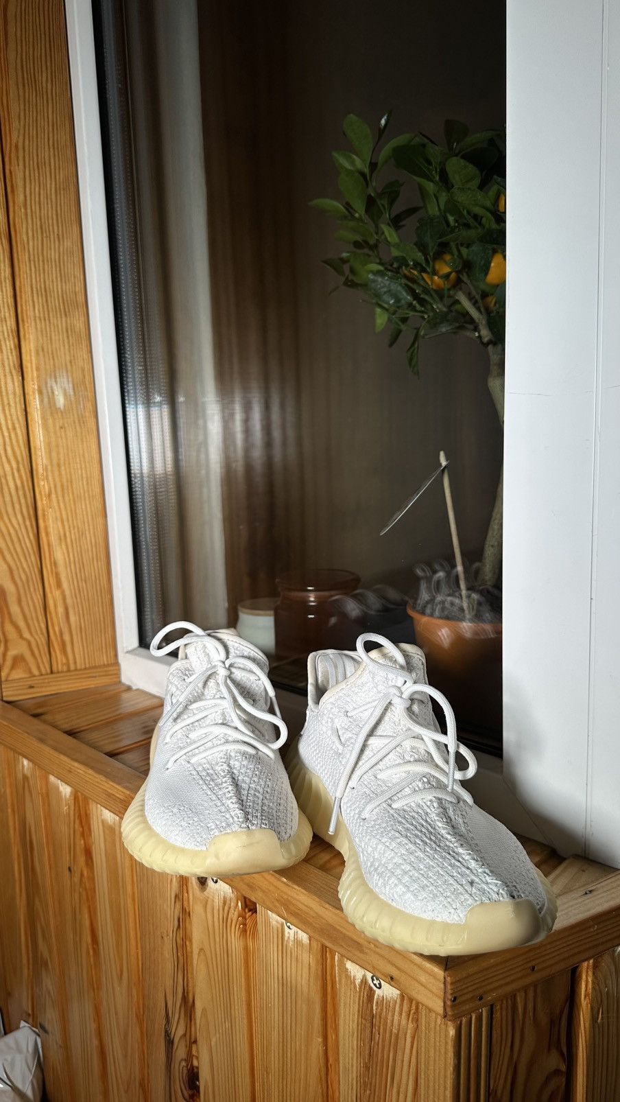 Adidas × Yeezy Adidas Yeezy 350 v2 triple white🔥🔥 Size US 7.5 / EU 40-41 - 5 Thumbnail