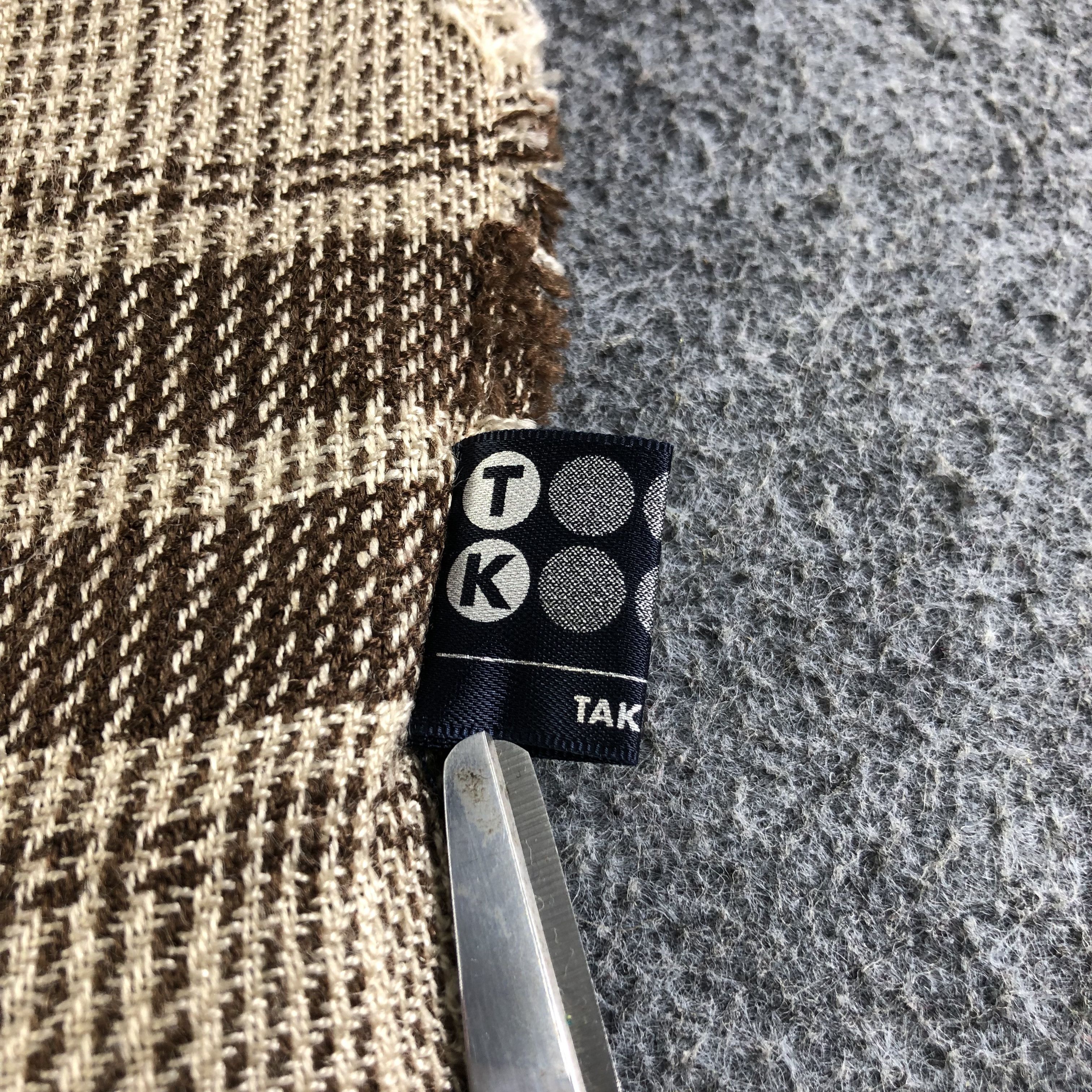 Takeo Kikuchi Takeo Kikuchi Wool Scarf Muffler V1952 Size ONE SIZE - 4 Thumbnail
