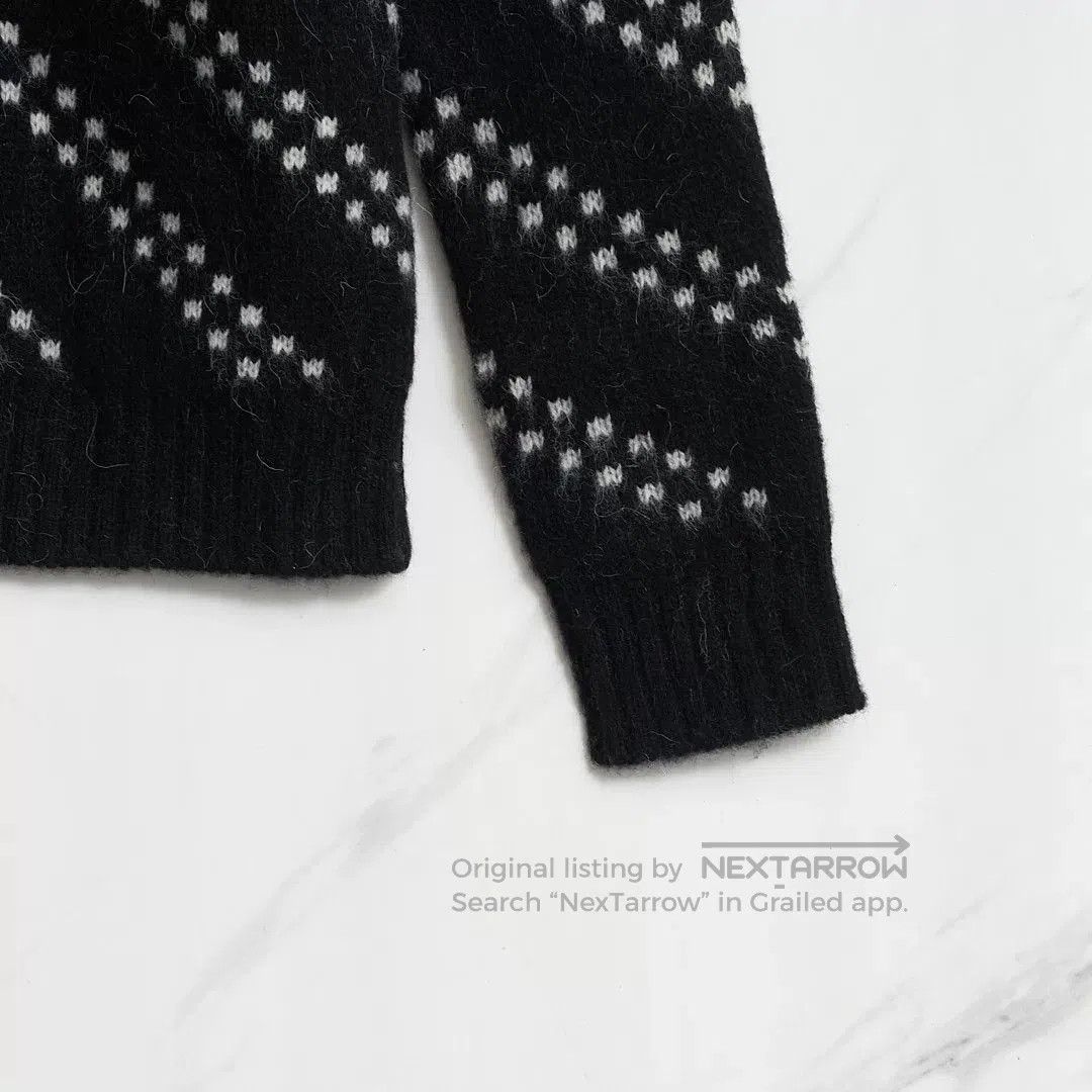 Saint Laurent Paris Saint Laurent Men's Checked Jacquard Sweater. Size US S / EU 44-46 / 1 - 4 Thumbnail