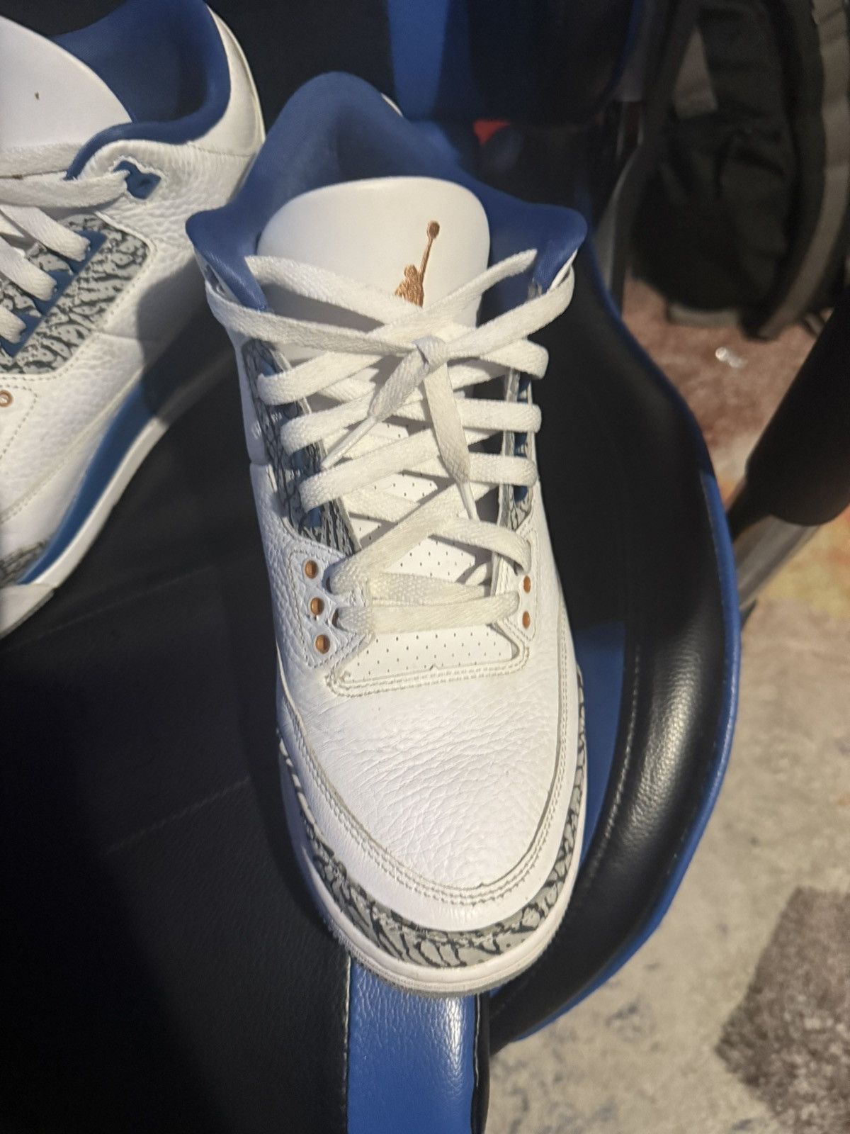 Jordan Brand blue and white Jordan 3 Size US 10.5 / EU 43-44 - 2 Thumbnail