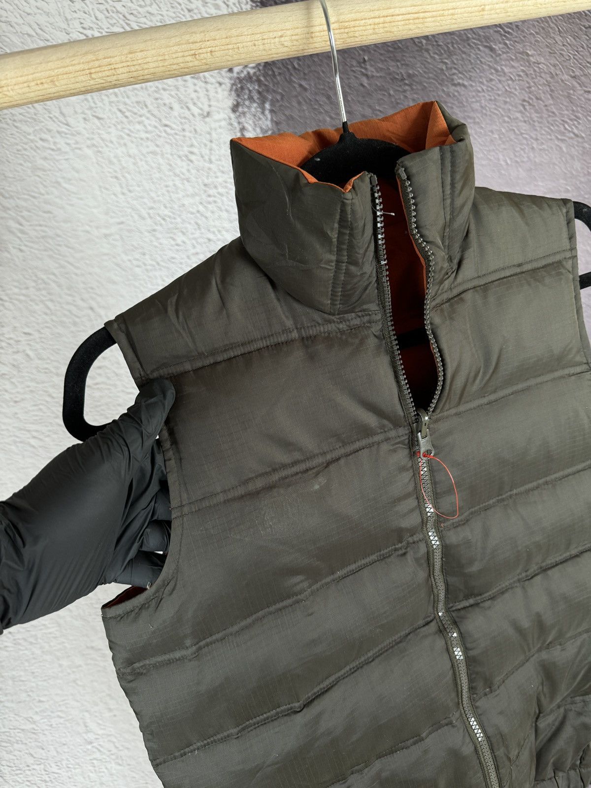 Japanese Brand Mousse Free Fakedelic Ind. winter down vest size F Size US S / EU 44-46 / 1 - 7 Thumbnail
