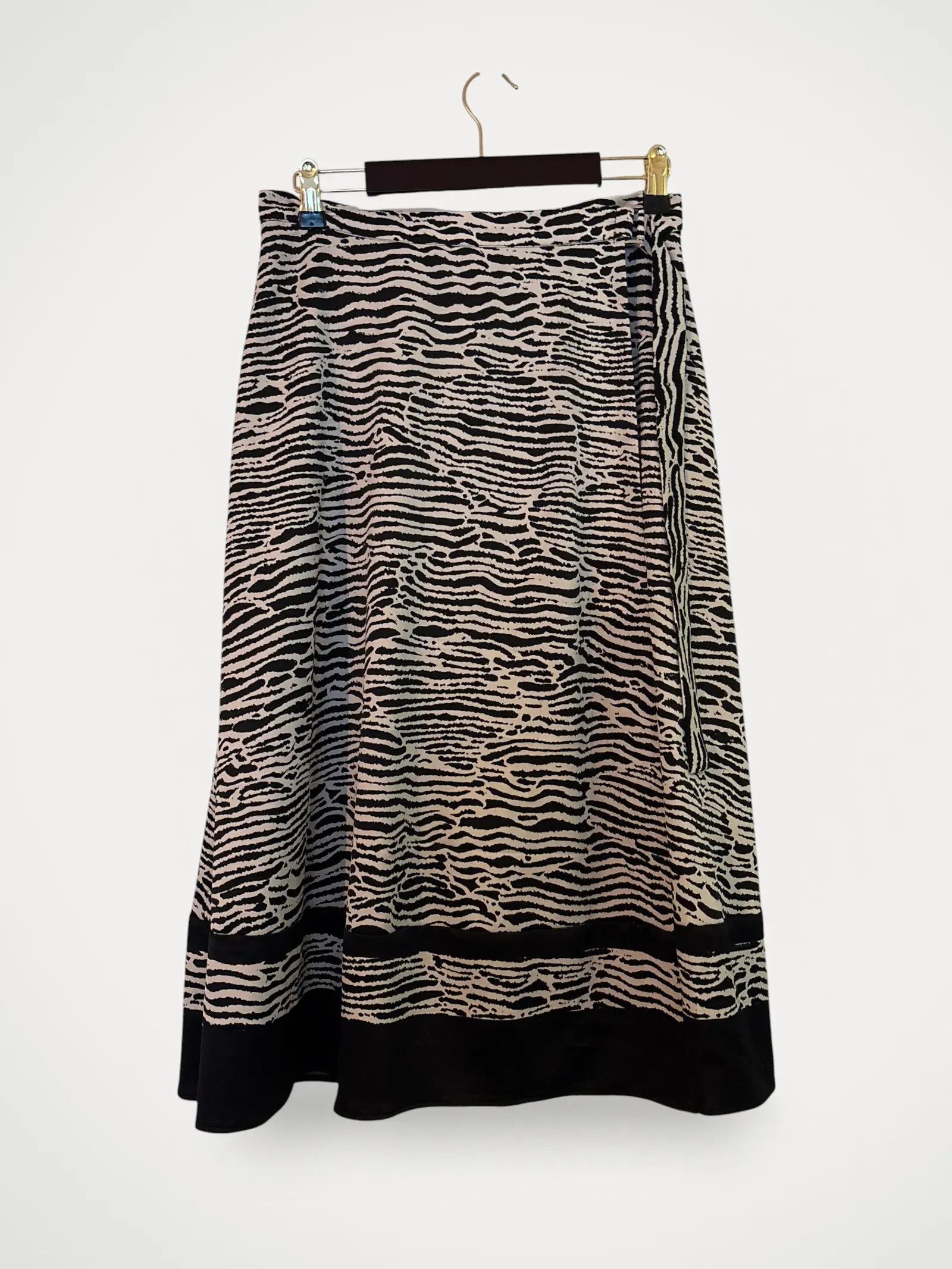 H&M H&M Skirt Size 27" / US 4 / IT 40 - 1 Thumbnail