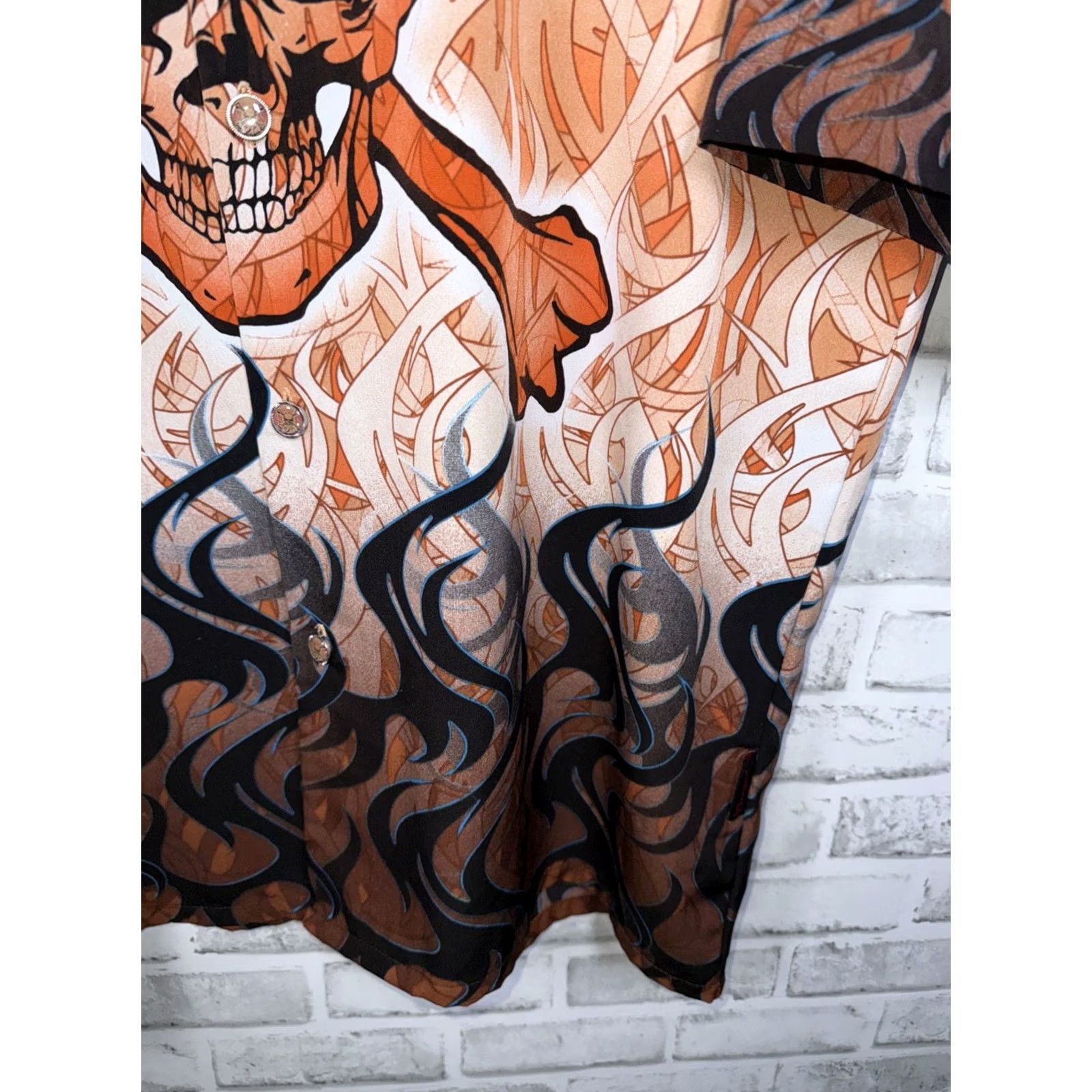 Vintage DRAGONFLY ROADHOUSE Shirt Mens XL Orange Skull Flames Short Sleeve Button-Up Size US XL / EU 56 / 4 - 4 Thumbnail