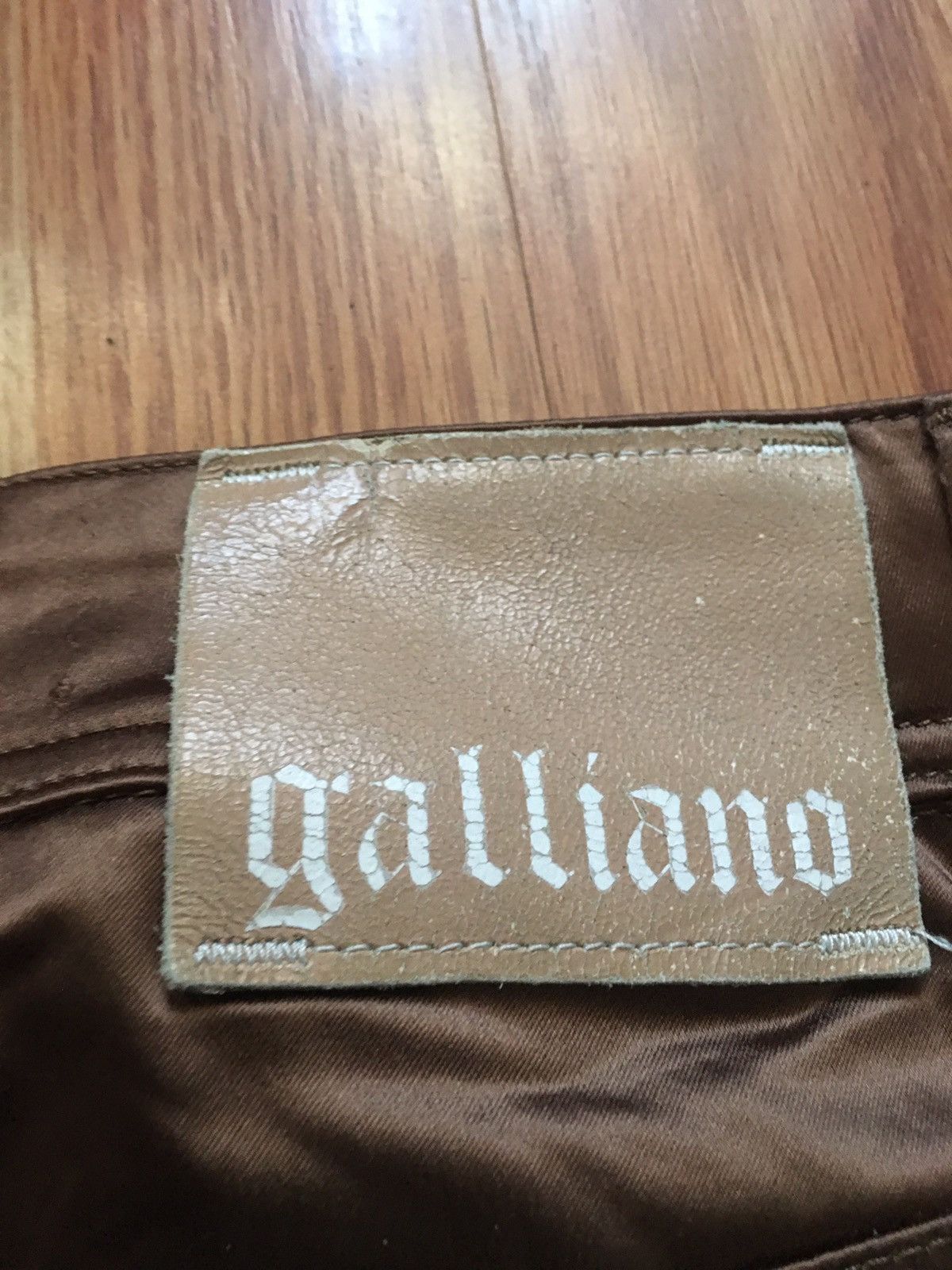 John Galliano John Galliano Nylon Bronze Metal Trousers Pants Size 28 EU42 Size 28" / US 6 / IT 42 - 10 Thumbnail