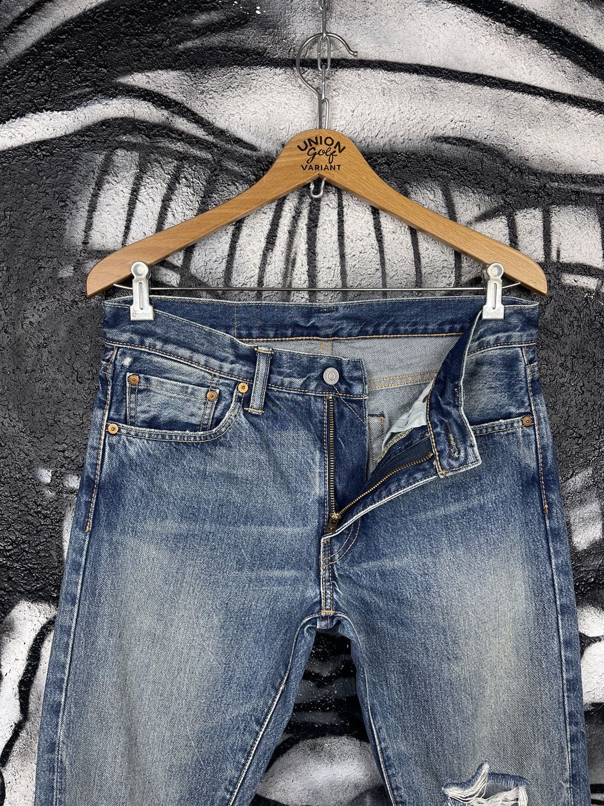 Levi's Levi’s 511 Distressed Denim Selvedge Jeans Men’s Size W32 Size US 32 / EU 48 - 8 Thumbnail