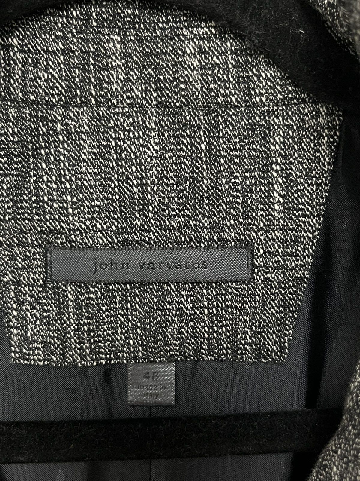 John Varvatos Notch Lapel Jacket With Suede Collar EU 48 USA size 38 Size US M / EU 48-50 / 2 - 3 Thumbnail