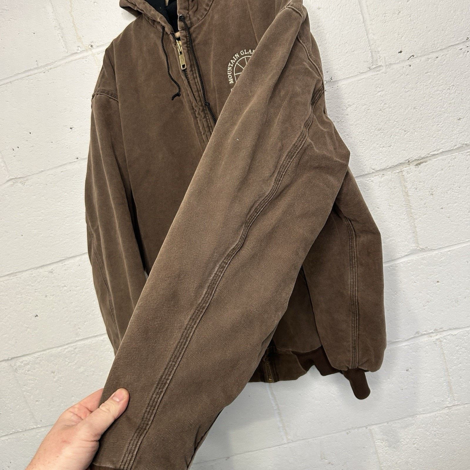 Carhartt Vintage Carhartt Quilted Hooded Active Jacket “Chestnut” J68 Size US XL / EU 56 / 4 - 7 Thumbnail