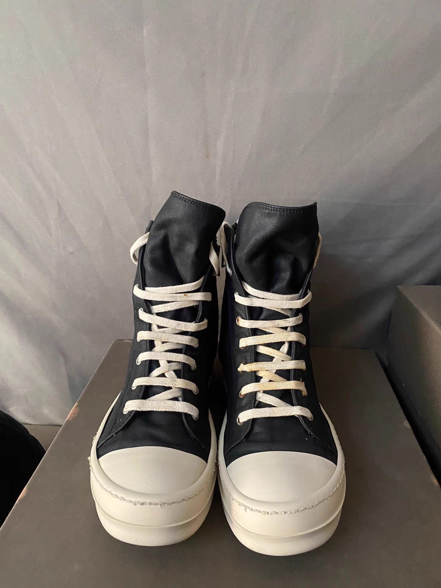 Rick Owens Rick Owens Waxed Jumbo Low Size US 7 / EU 40 - 2 Thumbnail