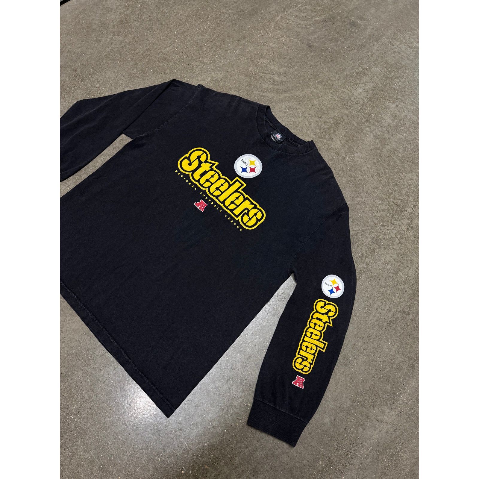 Vintage Vintage 1990s Y2K Pittsburgh Steelers Long Sleeve T-Shirt Size US XL / EU 56 / 4 - 2 Thumbnail