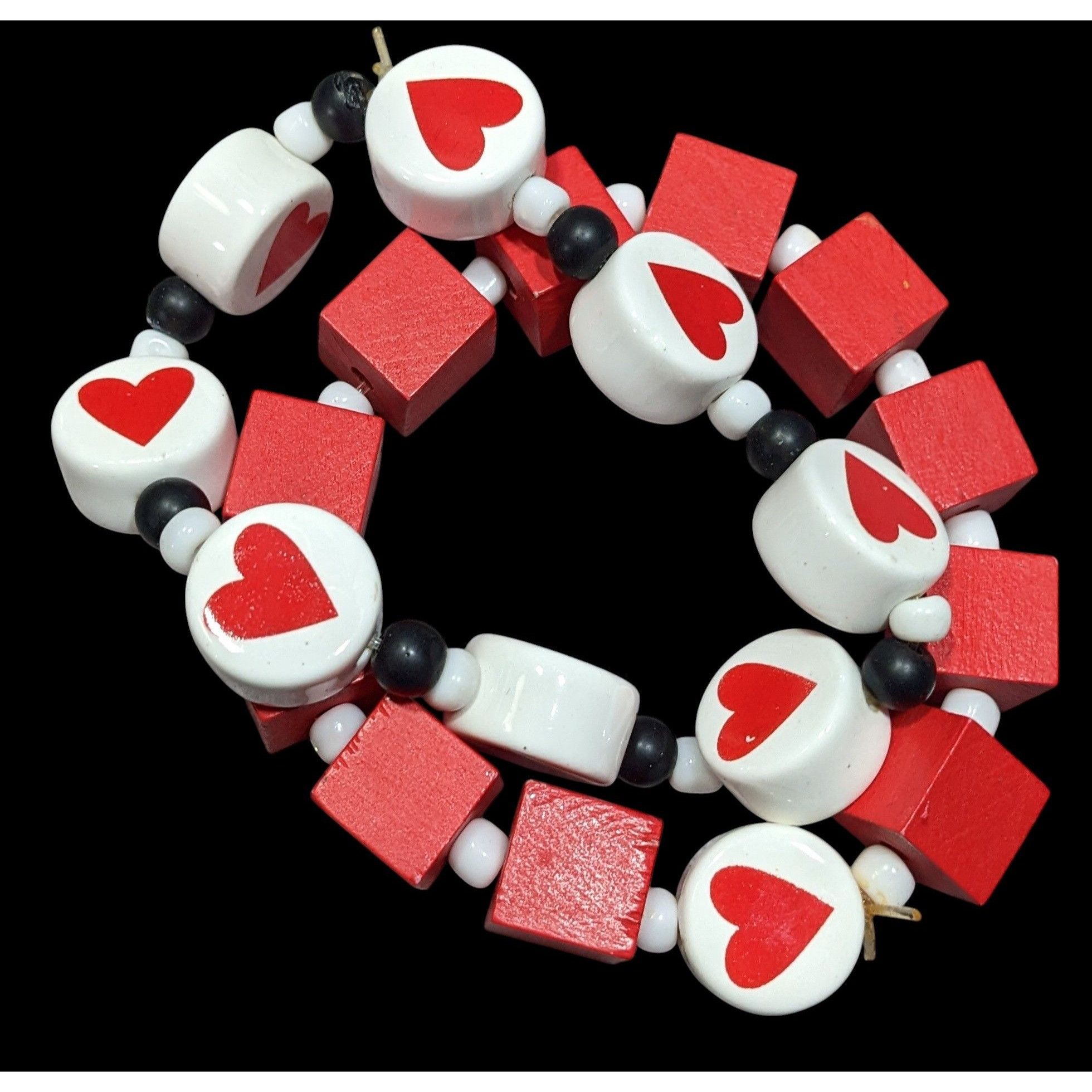 Other Square And Heart Red And White Beaded Stretch Bracelet Set Size ONE SIZE - 5 Thumbnail
