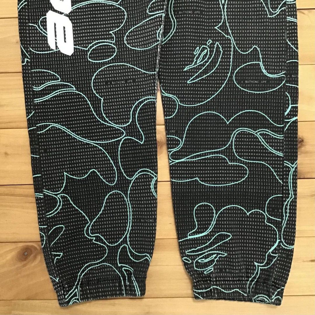 Bape 💫Glow in the dark💫 BAPE Text code camo sweat pants ★size S Size US 30 / EU 46 - 7 Thumbnail