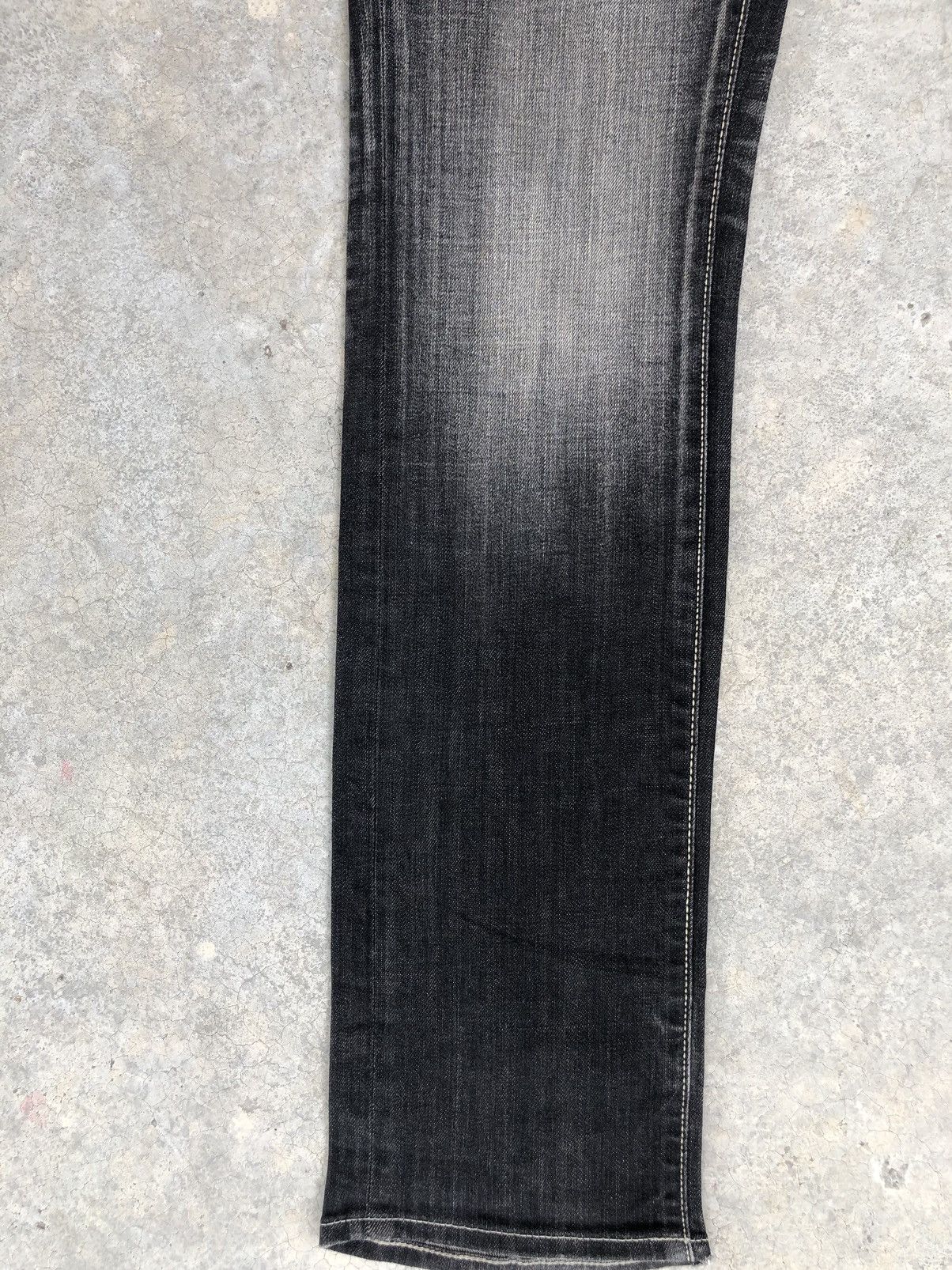 Vanquish Japanese Vanquish Distressed Jeans Skinny Jeans Size US 33 - 6 Thumbnail