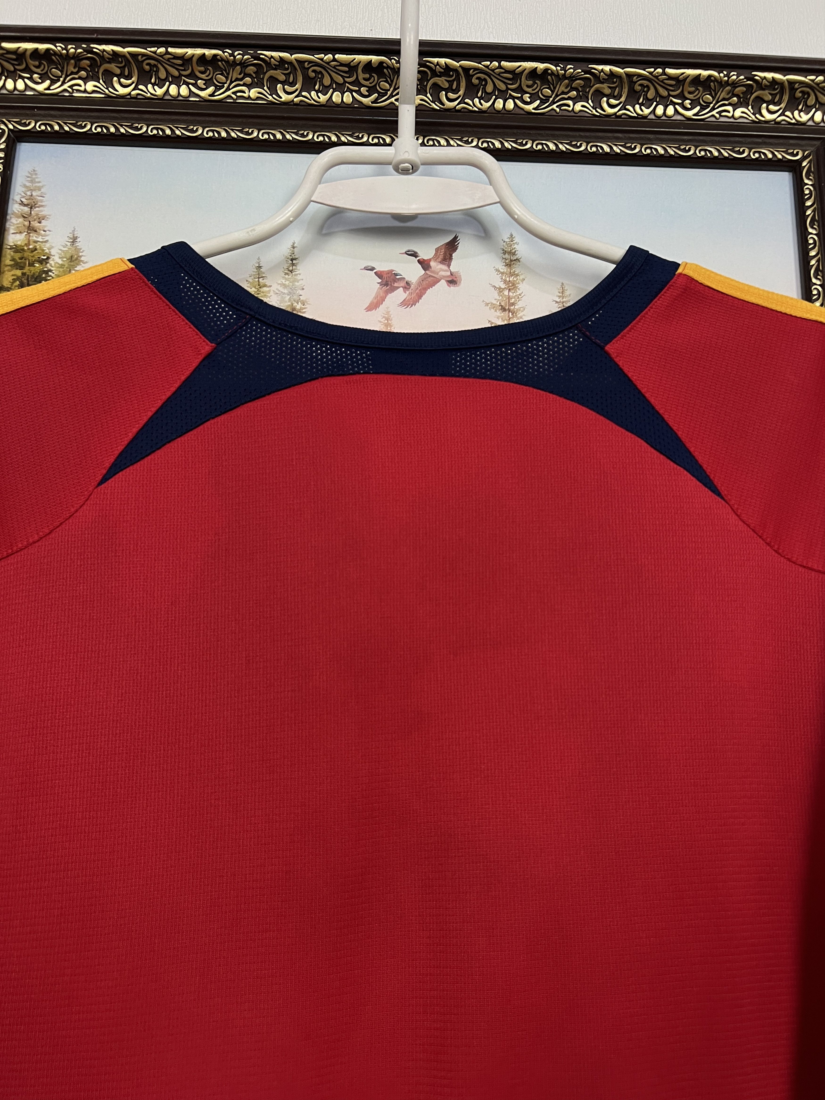 Adidas Vintage Adidas Spain Football Train Shirt Soccer Camiseta Size US L / EU 52-54 / 3 - 14 Thumbnail