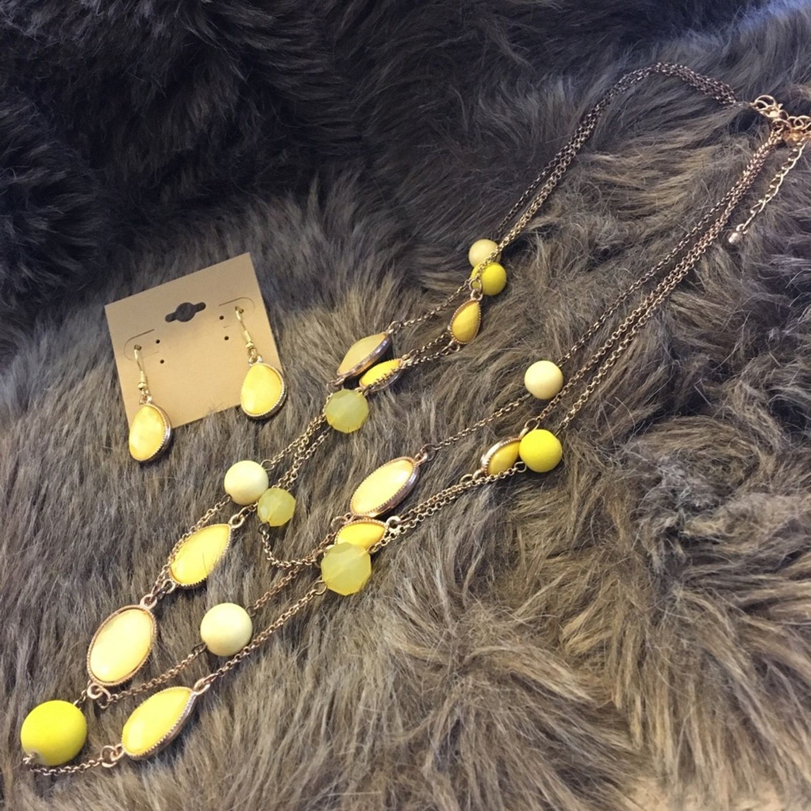 Jewelry Charming Charlie mellow yellow jewelry set Size ONE SIZE - 9 Thumbnail