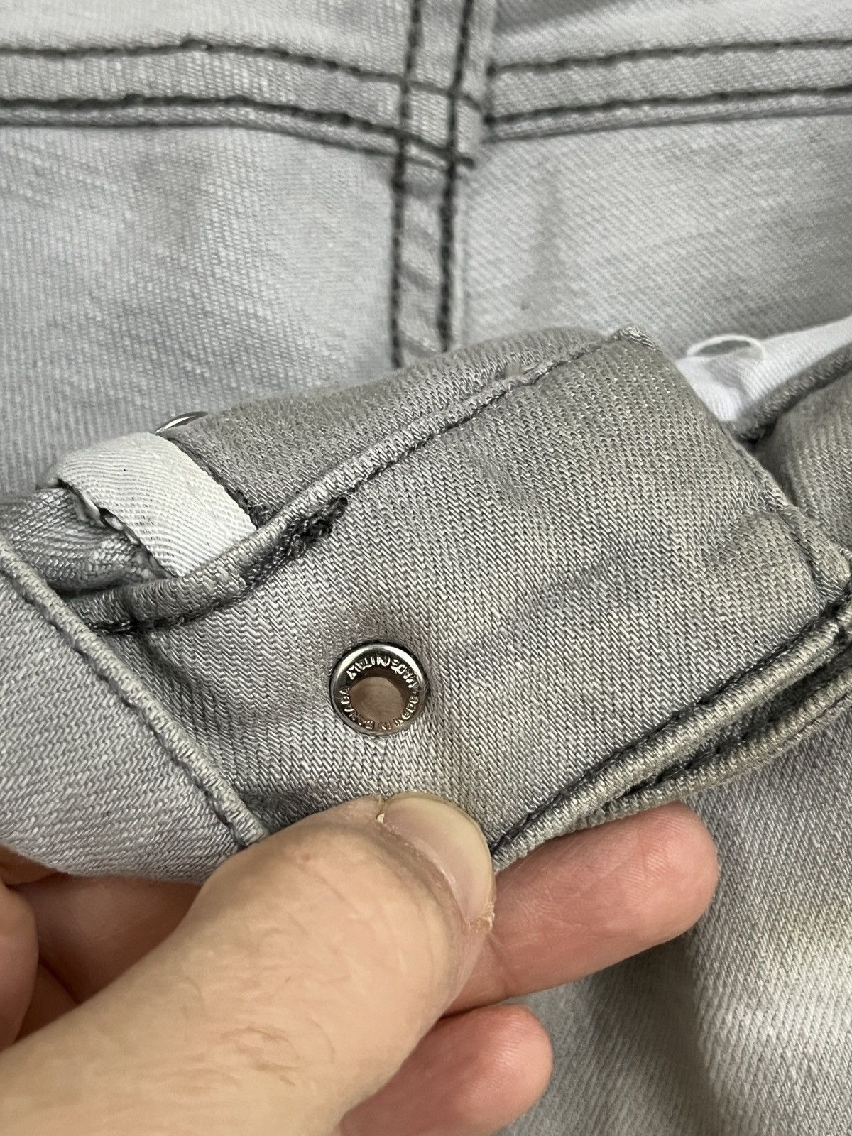 Dsquared2 Dsquared2 Distressed Gray Shorts Size US 32 / EU 48 - 13 Thumbnail