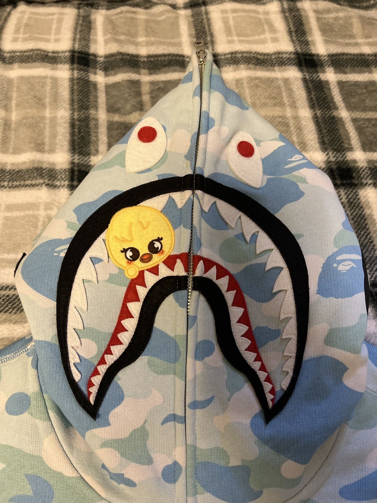 Bape SUPER RARE BAPE X STRAY KIDS LIGHT BLUE SHARK FULL ZIP Size US XL / EU 56 / 4 - 2 Thumbnail