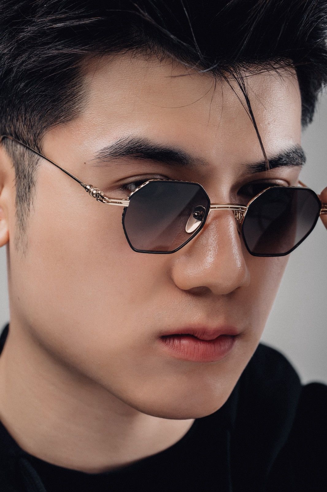 Chrome Hearts CHROME HEARTS EVACULATION MATTE BLACK/GOLD PLATED SUNGLASSES Size ONE SIZE - 10 Thumbnail