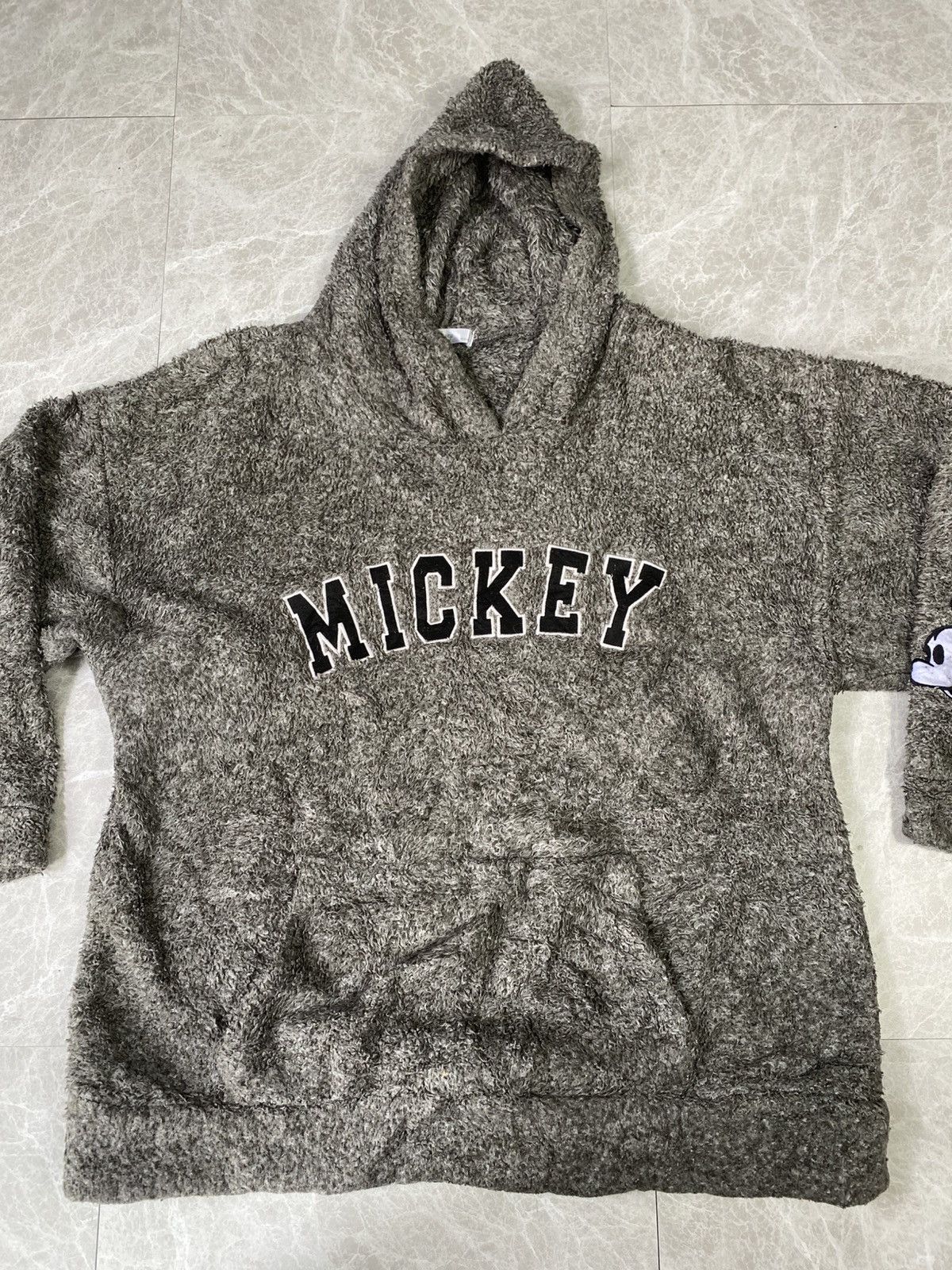 Disney Disney big logo size L hoodie sweater Size US L / EU 52-54 / 3 - 3 Thumbnail