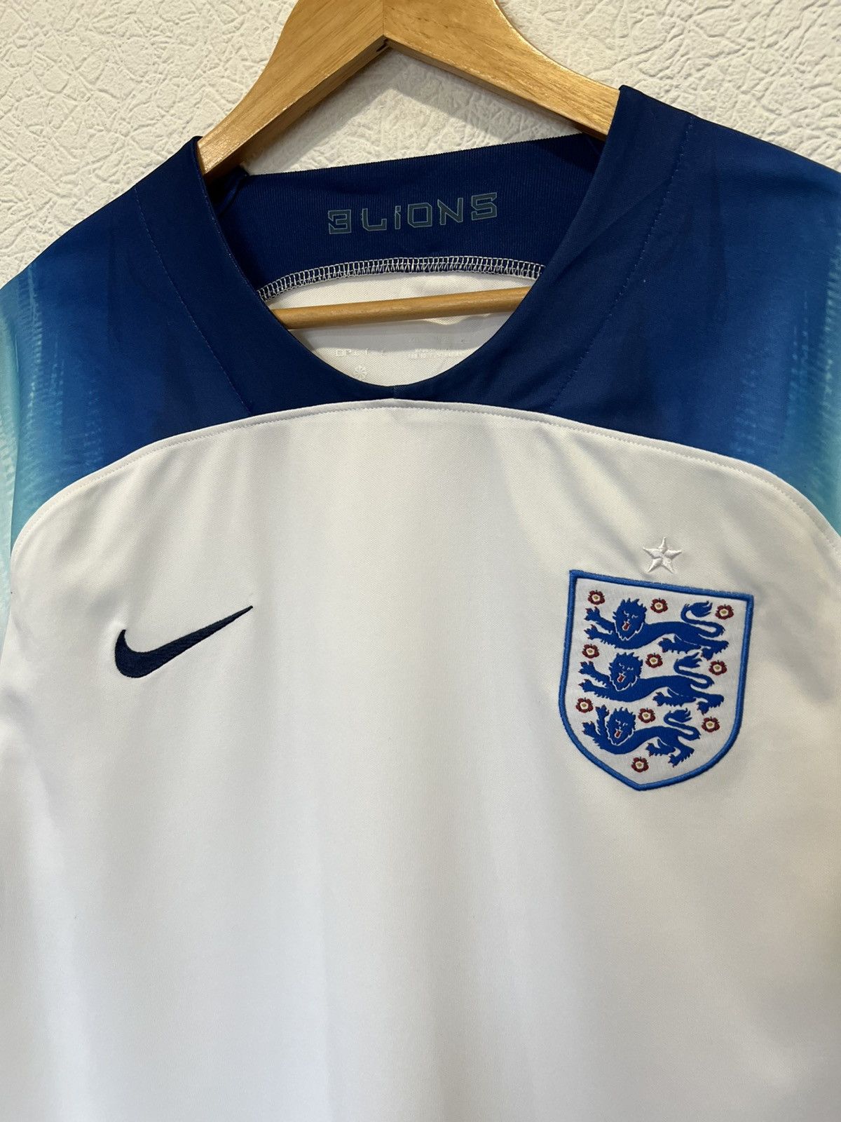 Nike England Nike 2022 Home Kit Soccer Jersey Football Shirt Size US XXL / EU 58 / 5 - 2 Thumbnail