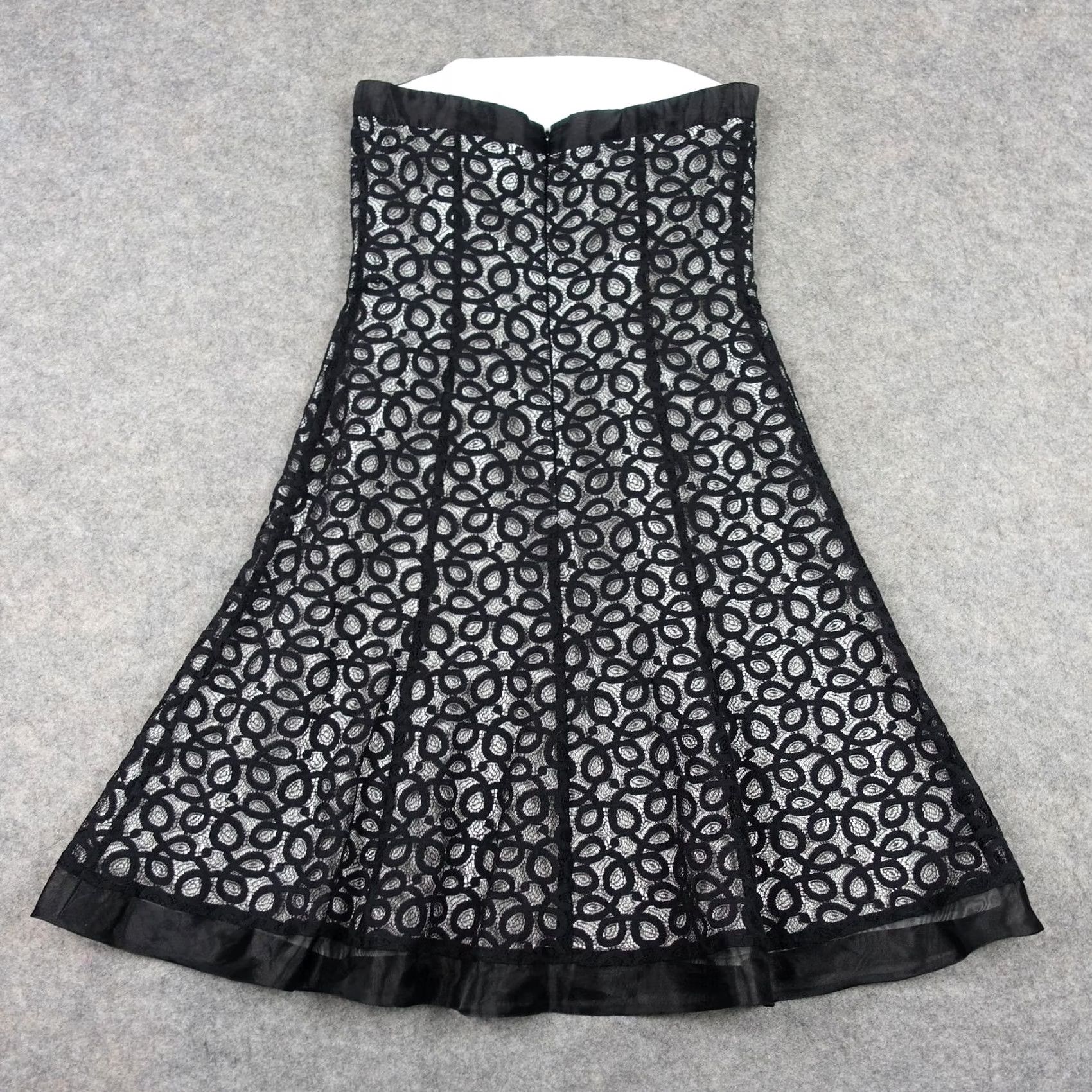White House Black Market White House Black Market Dress Womens 0 Black Lace Strapless Fit & Flare Dress Knee Length Party Cocktail Womens Girls Size XS / US 0-2 / IT 36-38 - 5 Thumbnail