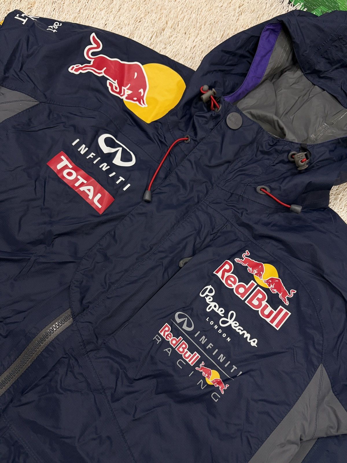 Pepe Jeans PEPE JEANS OTL RAIN JACKET MEN Red Bull Racing Infiniti F 1 Size US L / EU 52-54 / 3 - 5 Thumbnail