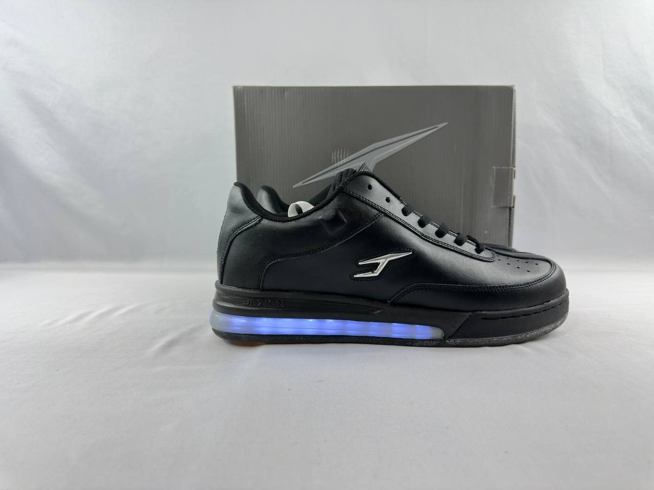 Other Vintage JEZIGN Bubble Cloud LED Light Sneakers Size US 13 / EU 46 - 1 Thumbnail