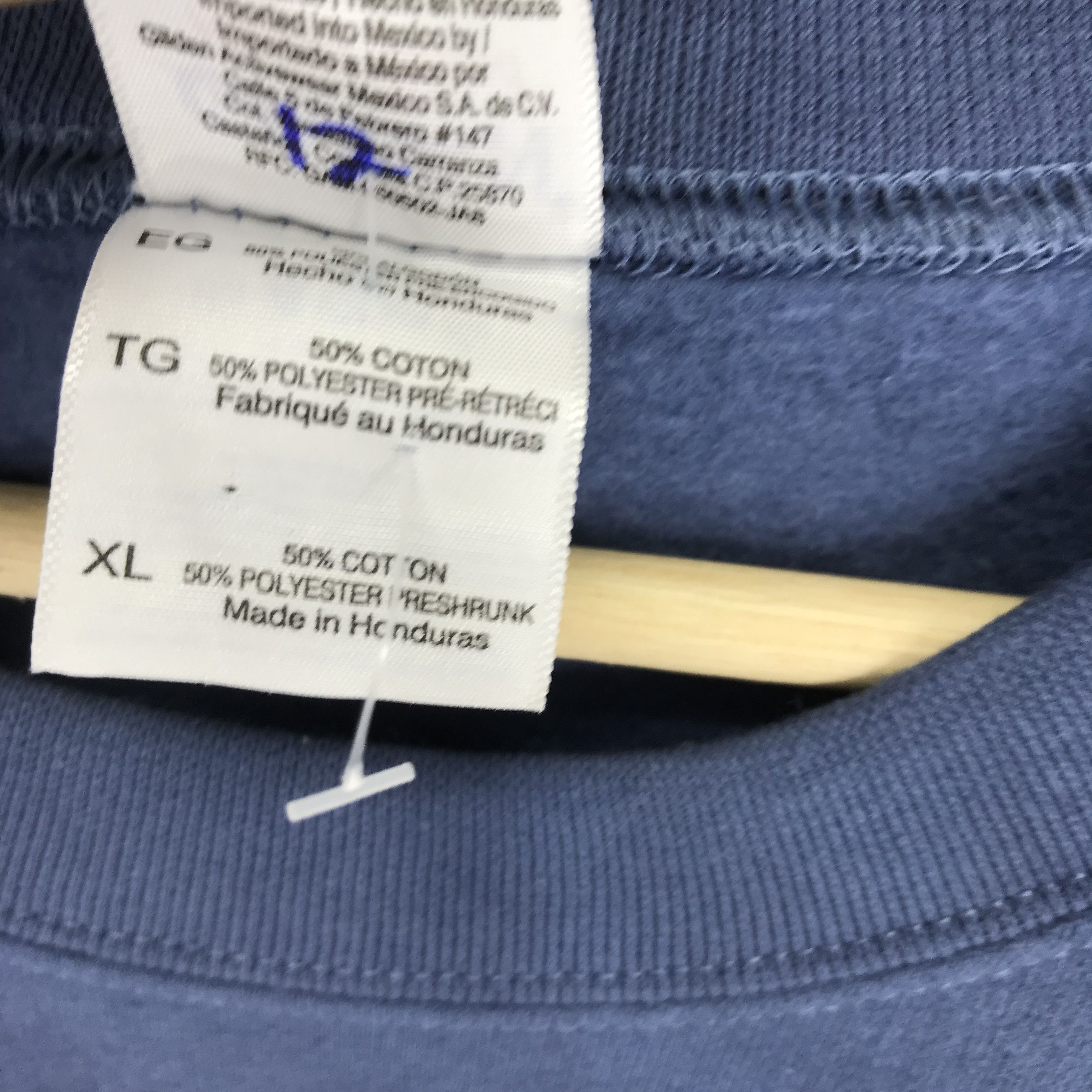 Vintage Vintage Aruba Island Sweatshirt - 208 Size US XL / EU 56 / 4 - 7 Thumbnail