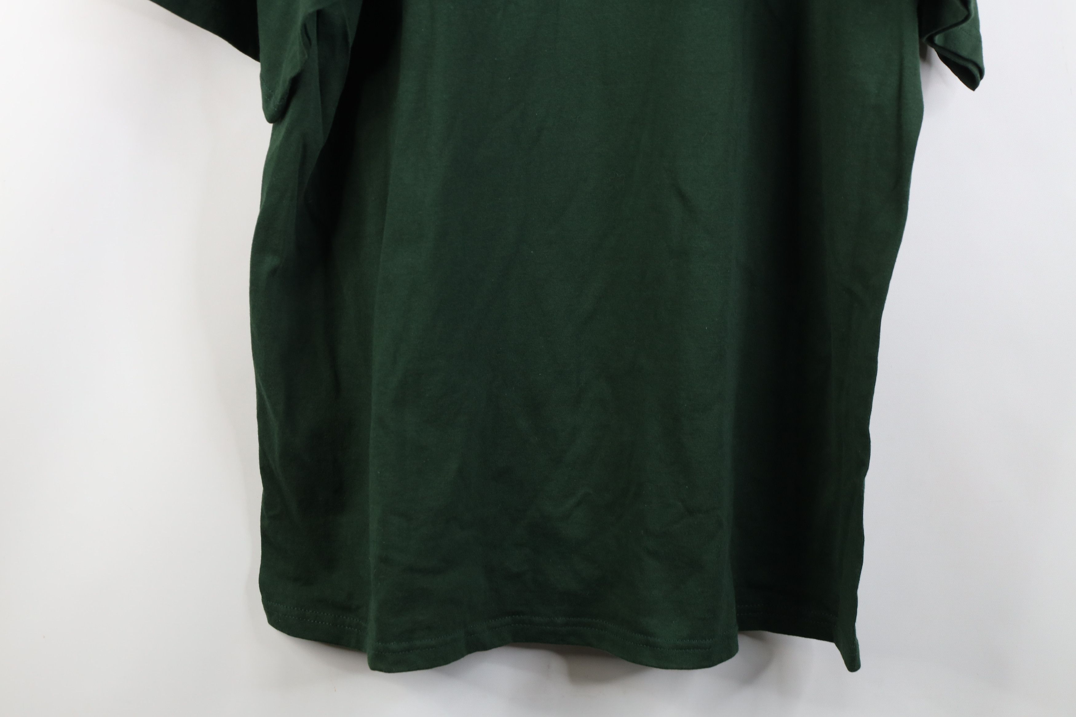 Vintage Deadstock Vintage 2001 Dr Seuss How The Grinch Stole T-Shirt Size US XL / EU 56 / 4 - 14 Thumbnail