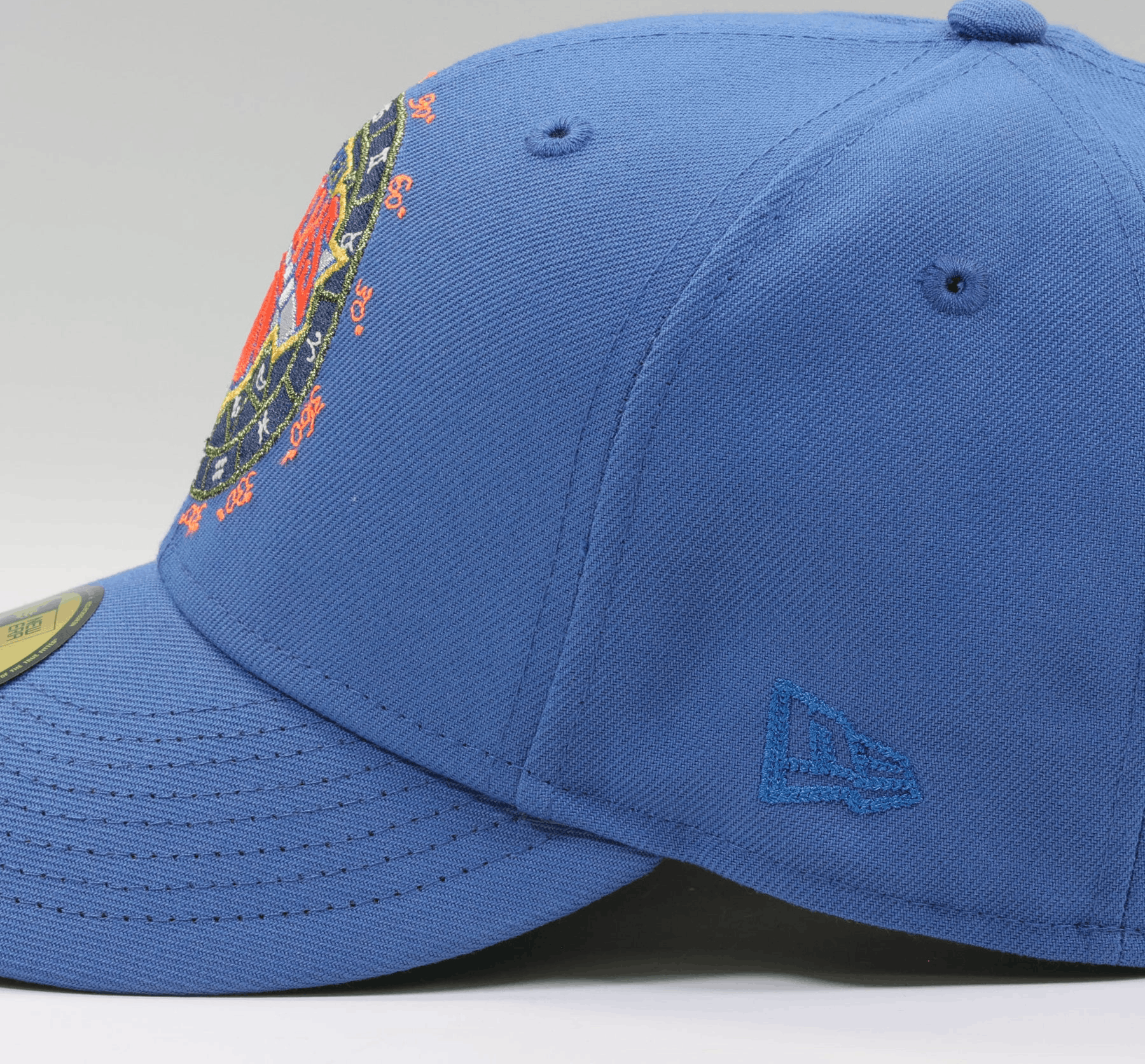 MLB × New Era × Supreme SIZE 7 NEW YORK KNICKS 5TH AVE NYC NEW ERA FITTED CAP Size ONE SIZE - 4 Thumbnail