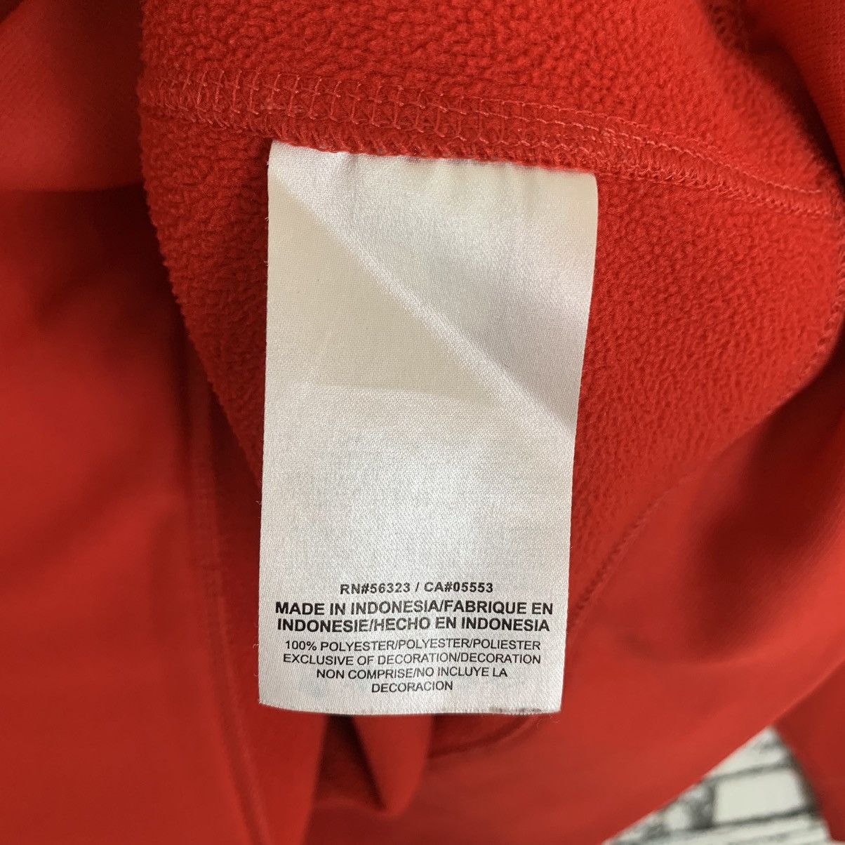 Nike Vintage Sportwear Nike Small Logo Sweatshirt Crewneck Size US XL / EU 56 / 4 - 12 Thumbnail