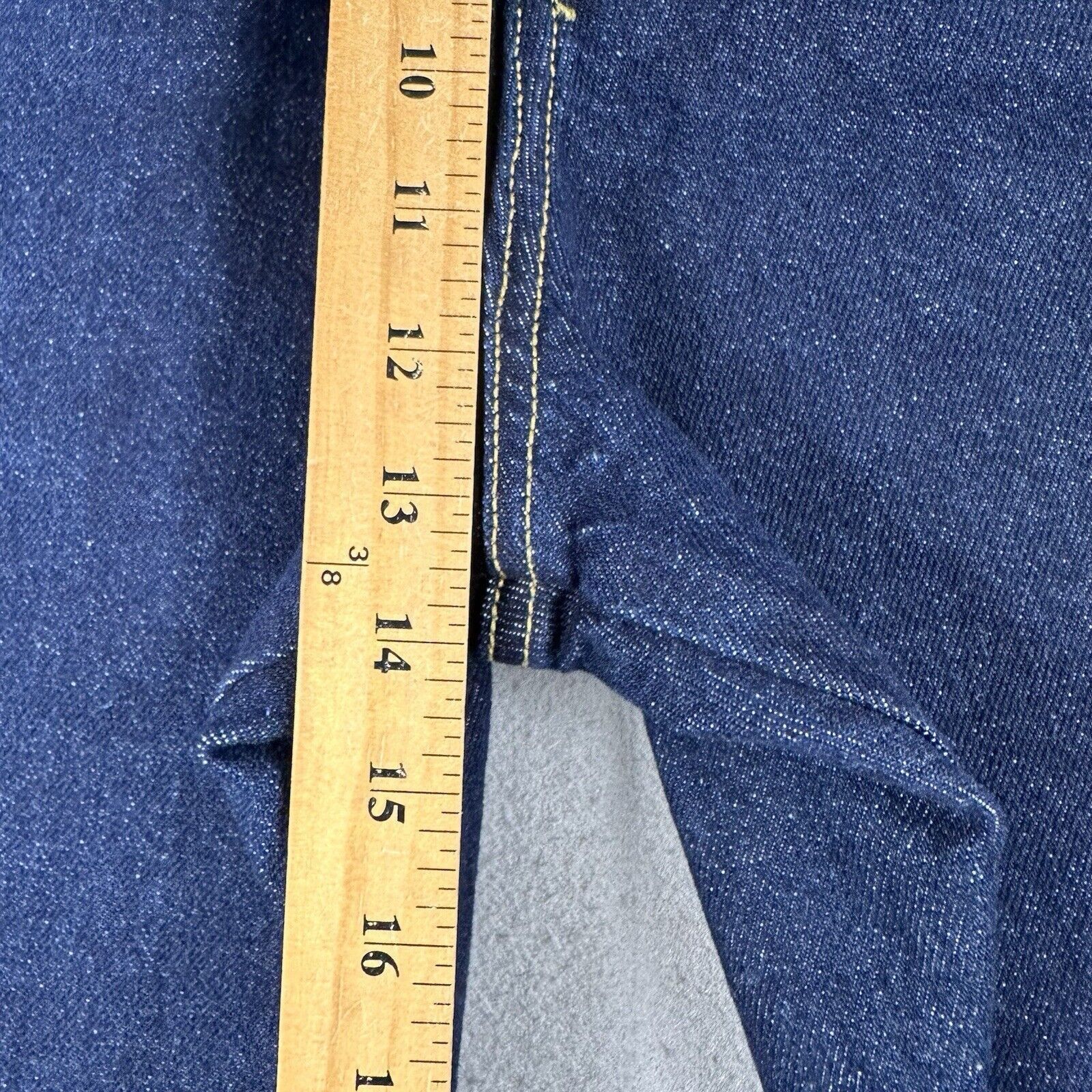Dr. Martens Dr Marten Air Wair Relaxed Fit Jeans Men’s 36x32 Blue Denim Size US 36 / EU 52 - 8 Thumbnail