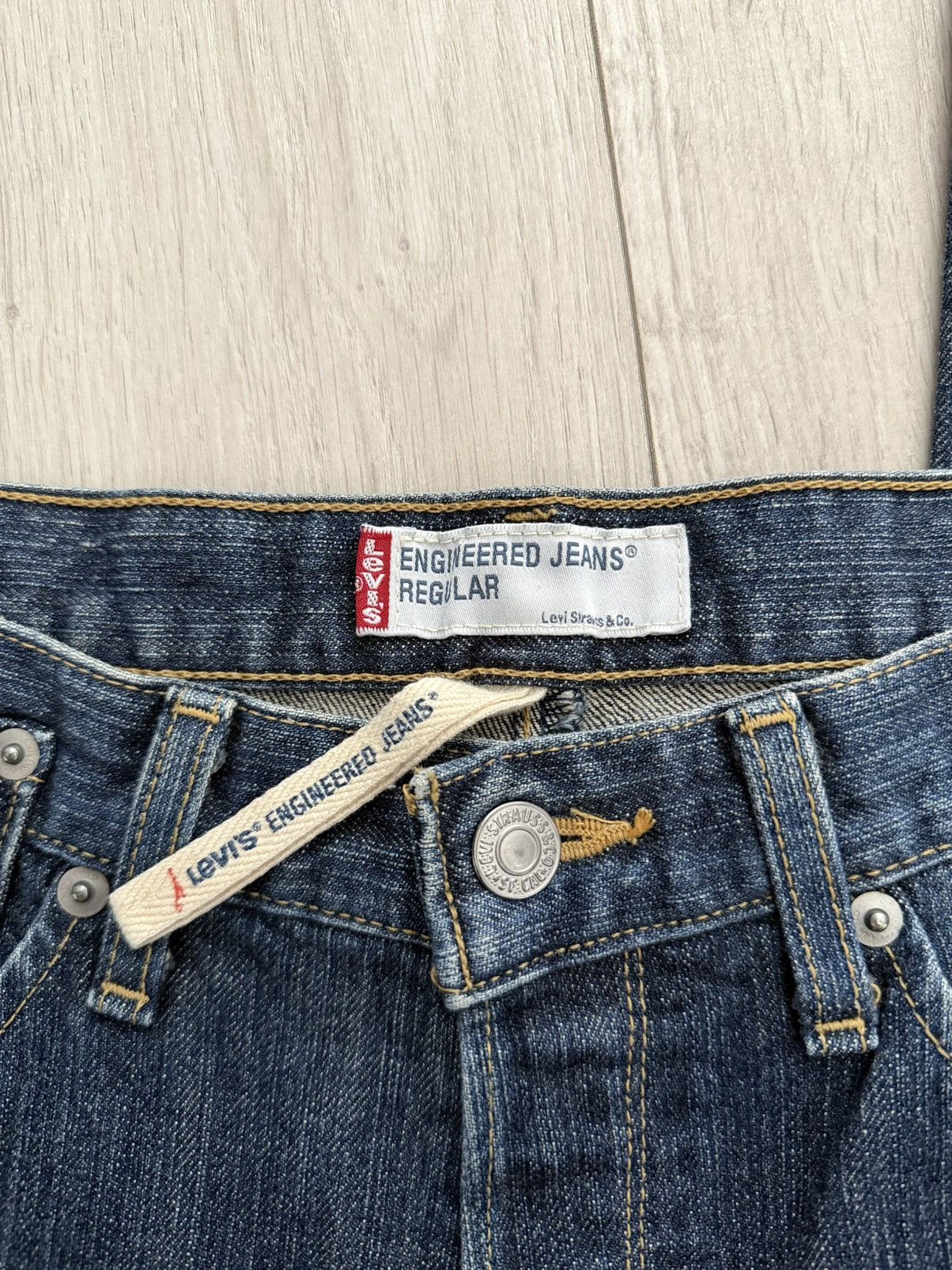 Levi's LEVI’S ENGINEERED JEANS 2001 TWISTED LEG VINTAGE Y2K DENIM Size US 33 - 13 Thumbnail