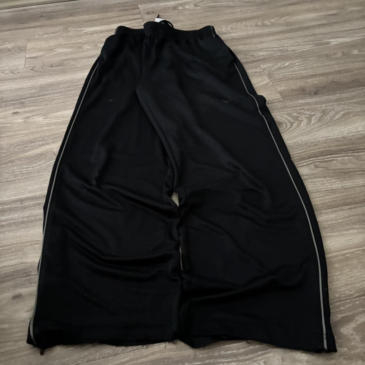 Vintage Crazy Vintage Y2K/2000s Baggy Navy Blue Striped Skater Track Pants! Fits L Size US 32 / EU 48 - 2 Thumbnail