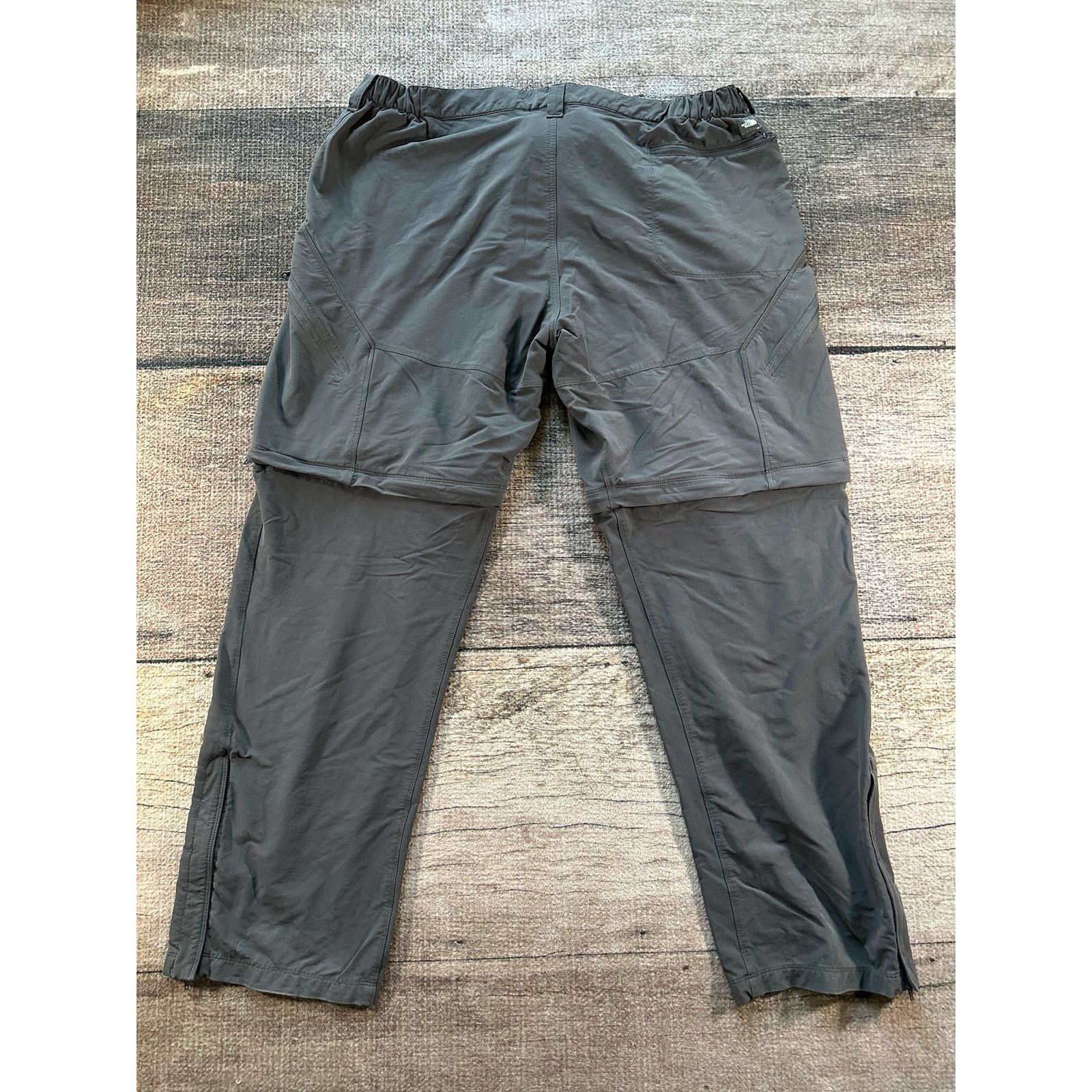 The North Face The North Face Men's XXL Grey Convertible Zip Off Pants Size US 42 / EU 58 - 7 Thumbnail