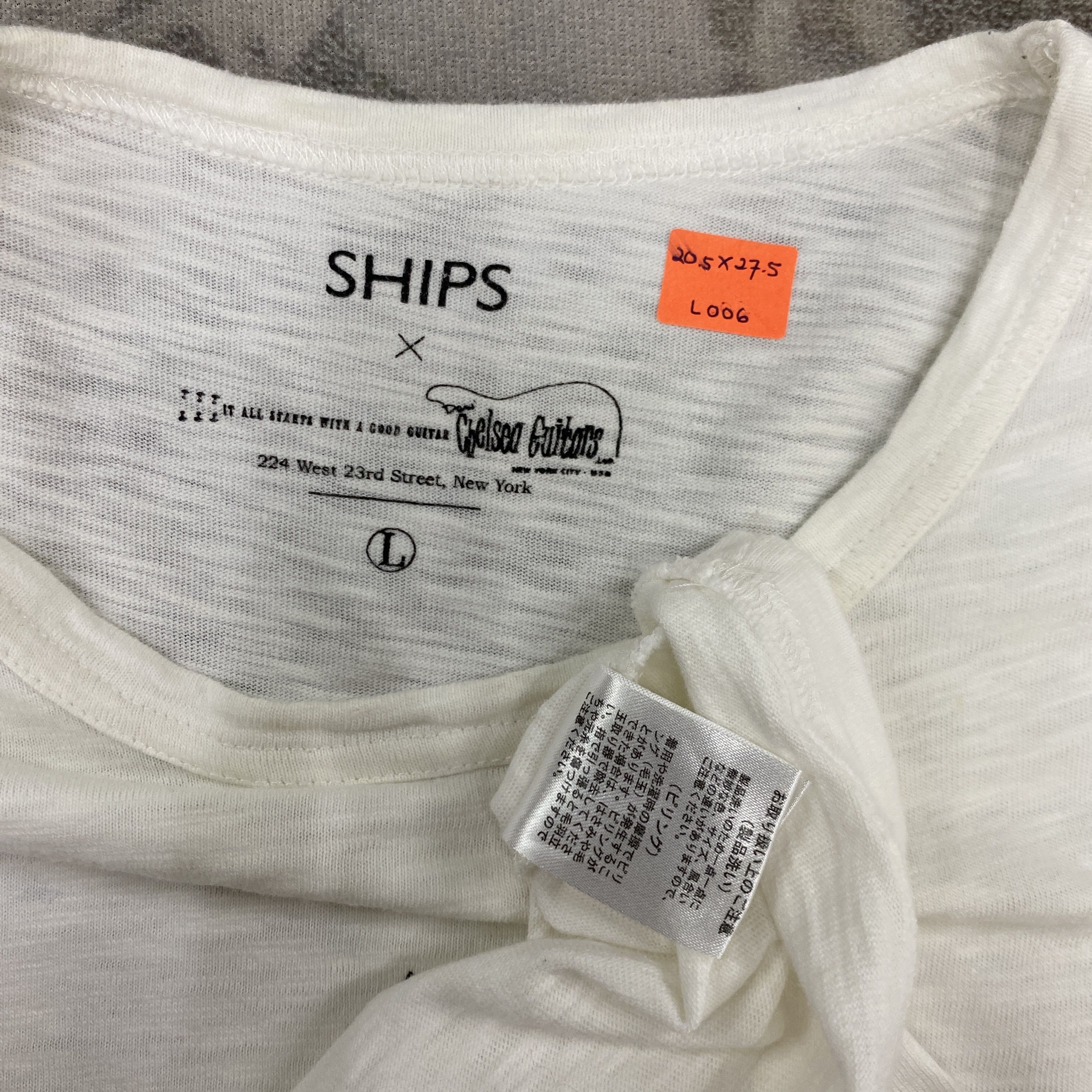 Japanese Brand Ships Chelsea Guitars T-Shirts - L006 Size US M / EU 48-50 / 2 - 6 Thumbnail