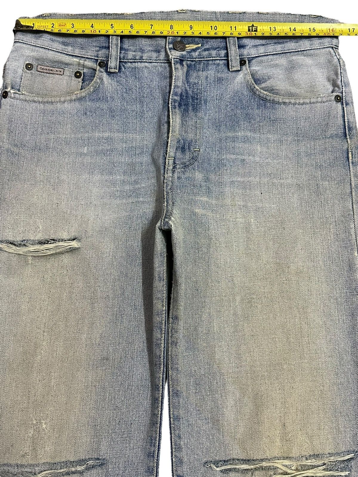 Calvin Klein Vintage Calvin Klein Faded Wash Style Distressed Loose Jeans Size US 32 / EU 48 - 12 Thumbnail