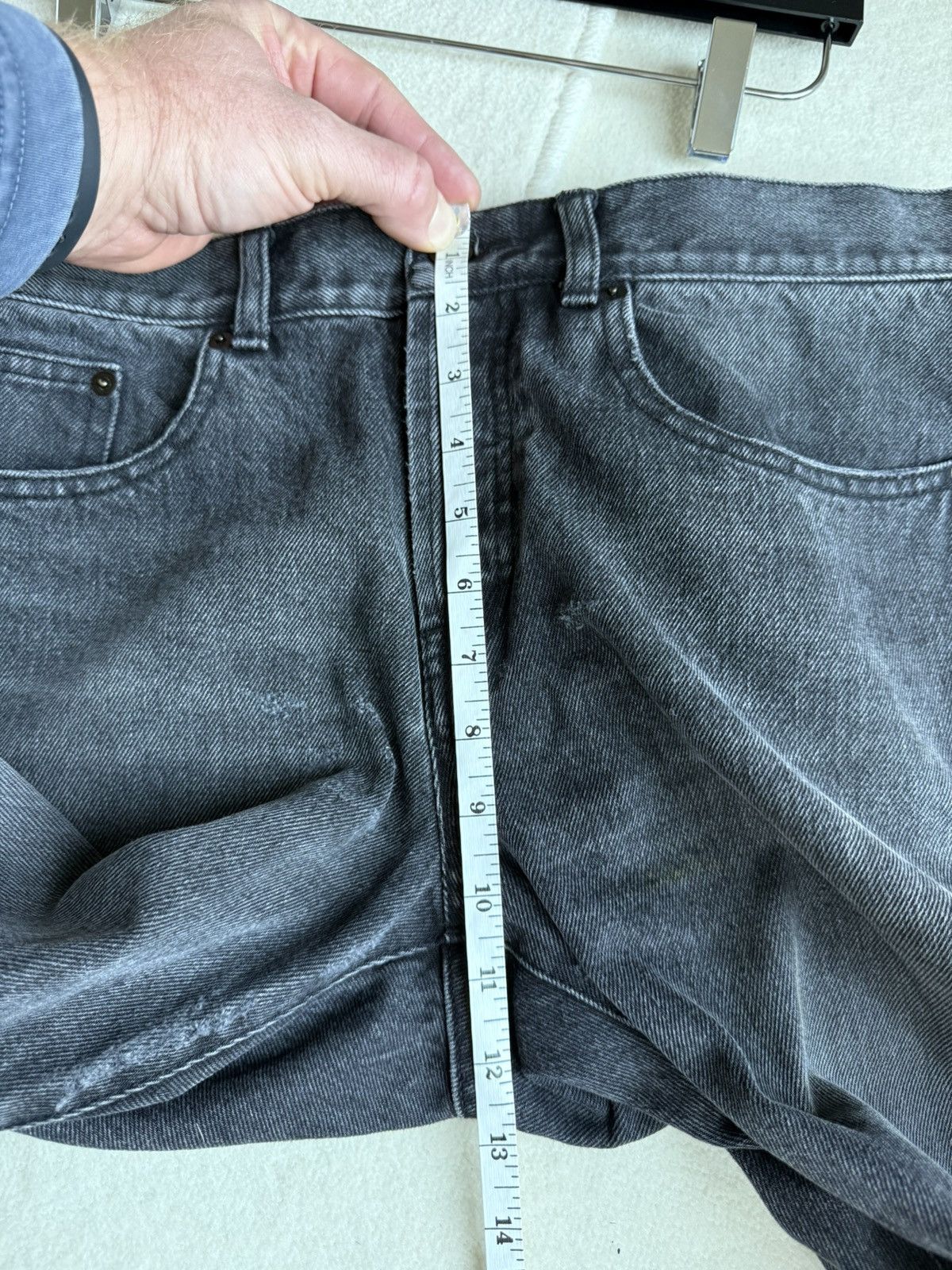 Saint Laurent Paris FW18 Saint Laurent dark grey black denim jeans distressed 32 Size US 32 / EU 48 - 9 Thumbnail