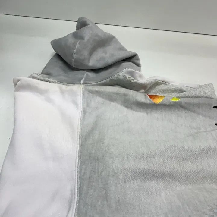 Balenciaga Balenciaga Balenciaga FW22 Printed Hooded Sweatshirt -2507 Size US M / EU 48-50 / 2 - 7 Thumbnail