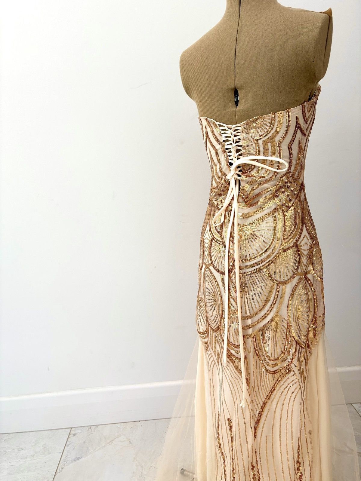 Vintage Custom Couture Gold Sequin Gown Size M / US 6-8 / IT 42-44 - 4 Thumbnail
