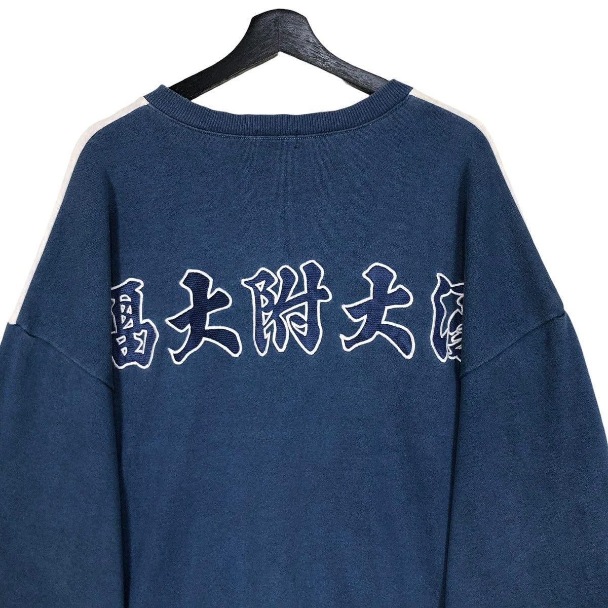 Asics Vintage 90s Asics Brand Sportwear Sweatshirt Sweater V Neck Size US L / EU 52-54 / 3 - 13 Thumbnail