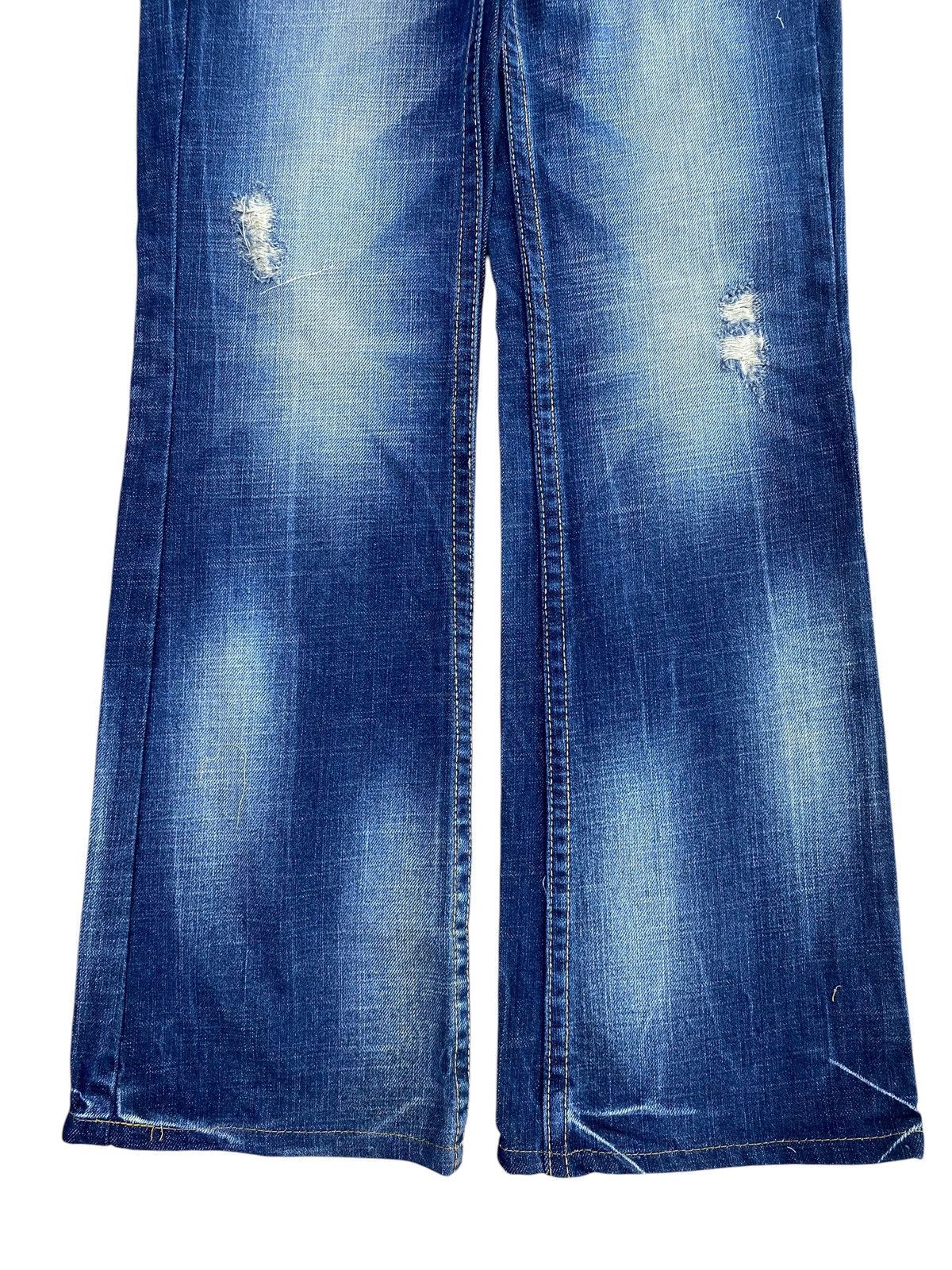 Japanese Brand Red Peppers Brands Faded Wash Style Bootcut Jeans Size US 28 / EU 44 - 10 Thumbnail