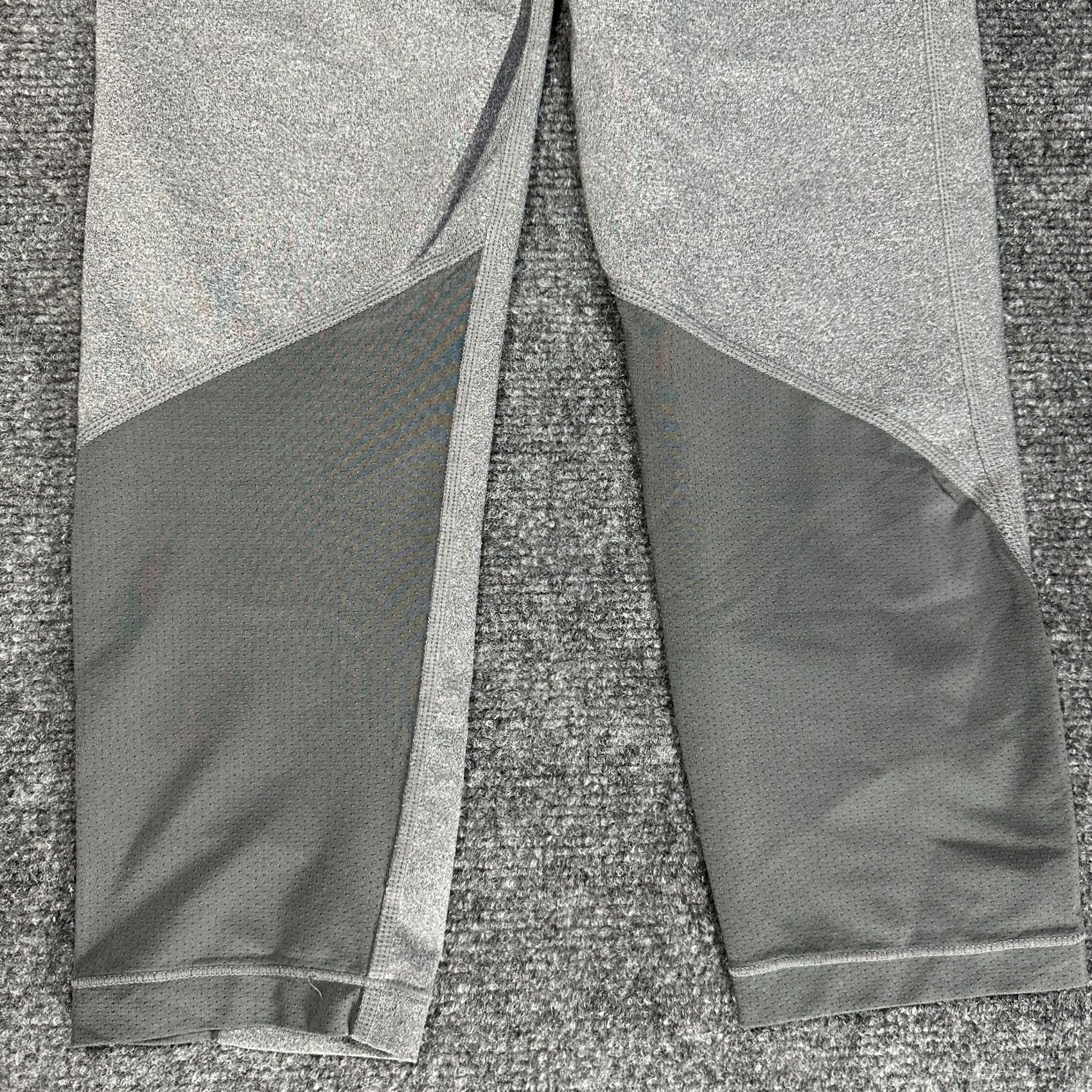 Nike Nike Pro Pants Womens XS Gray Stretch Compression Yoga Run Crop Dri Fit Size 26" / US 2 / IT 38 - 2 Thumbnail
