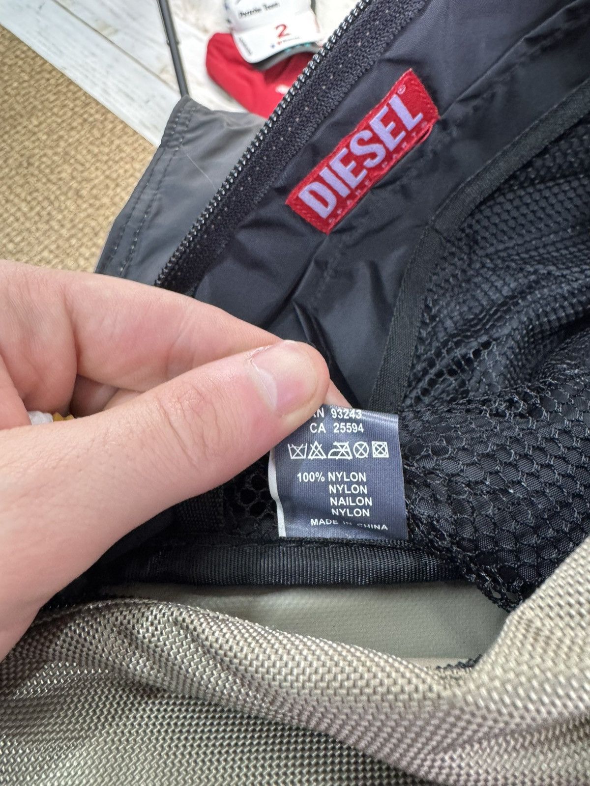 Diesel Vintage Diesel Shoulder Bag Messenger Big Logo Nylon 90s Size ONE SIZE - 11 Thumbnail