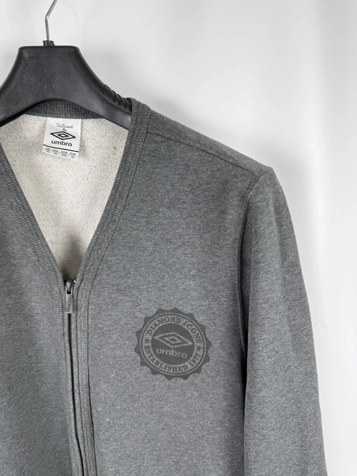Umbro Umbro Diamond Icons Zip Cardigan size XL Size US XL / EU 56 / 4 - 2 Thumbnail