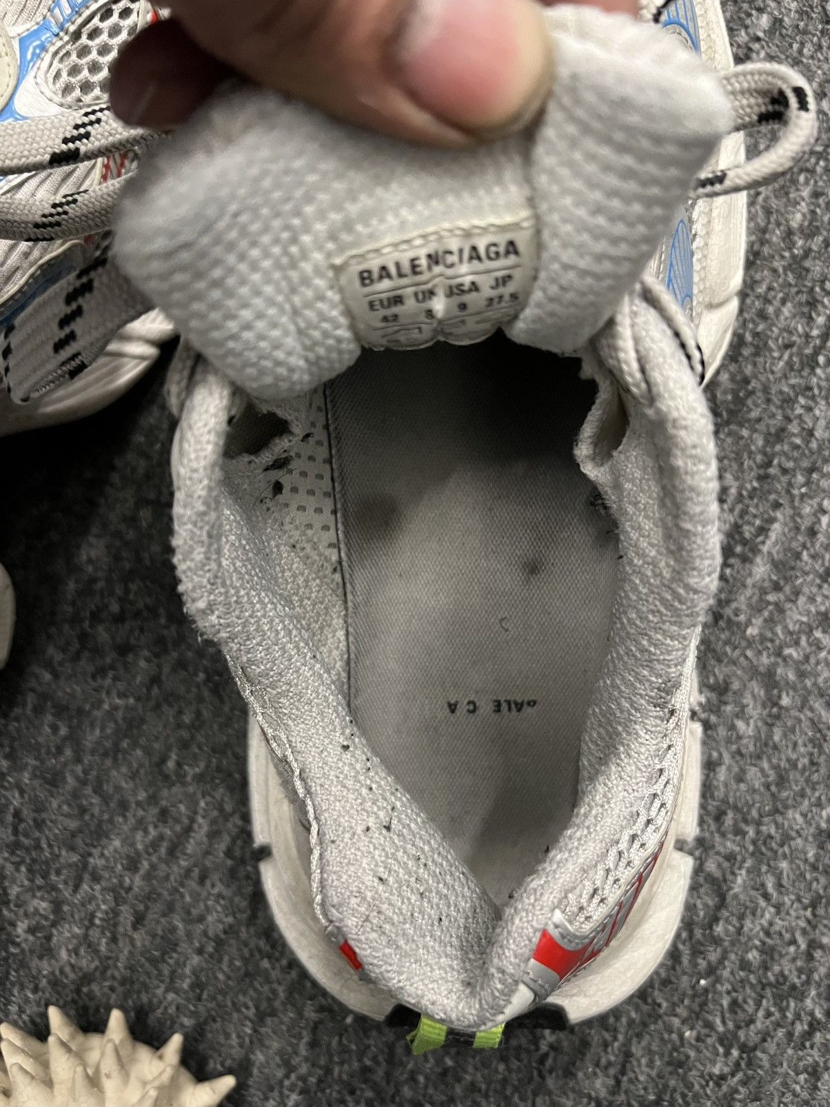 Balenciaga 2023 Balenciaga Wmns 3XL Sneaker 'Worn-Out - White Blue Red' Size US 9 / EU 42 - 8 Thumbnail