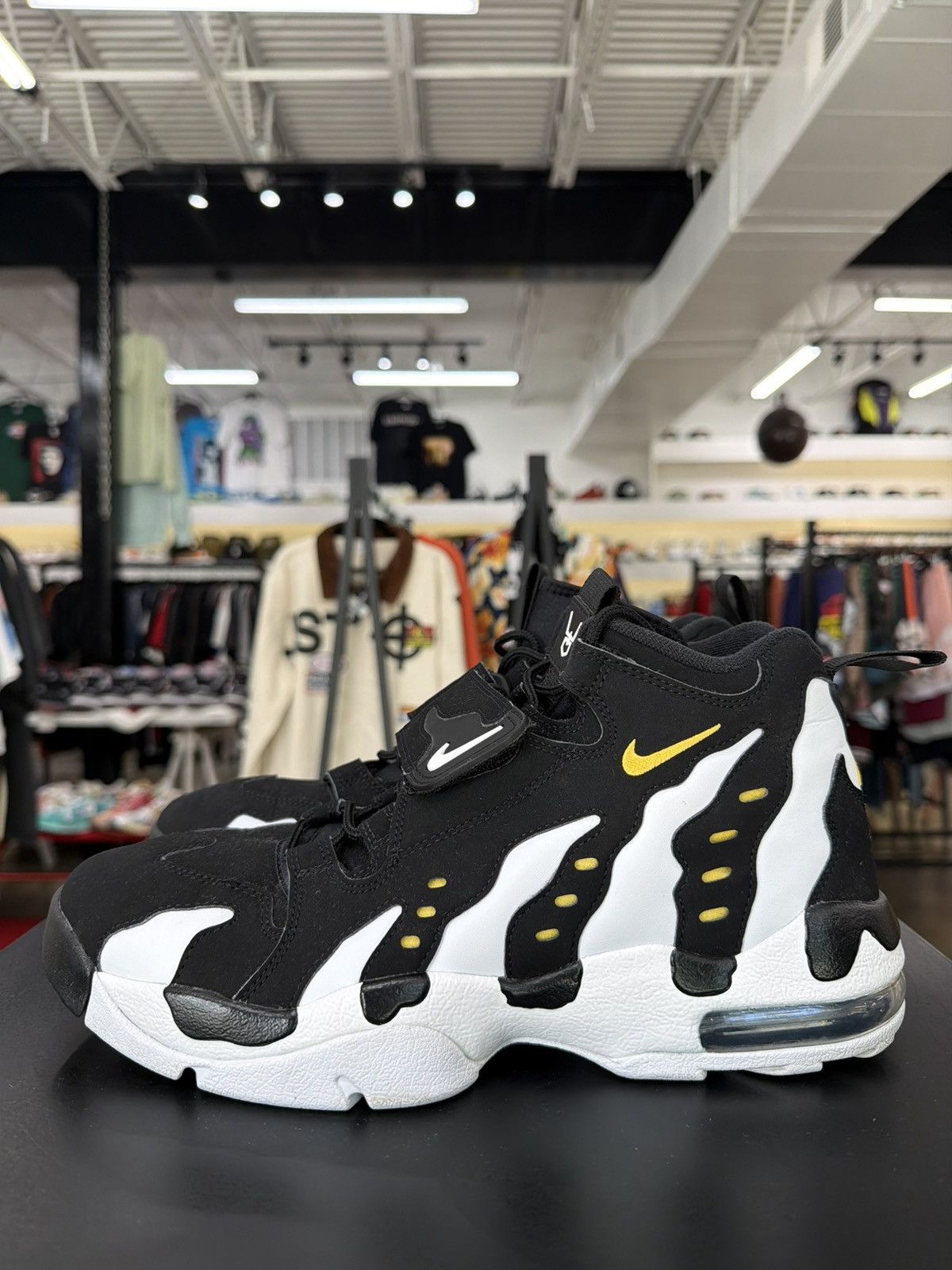 Nike Nike Air DT Max 96 Black White Size 10.5 (2024) Size US 10.5 / EU 43-44 - 7 Thumbnail