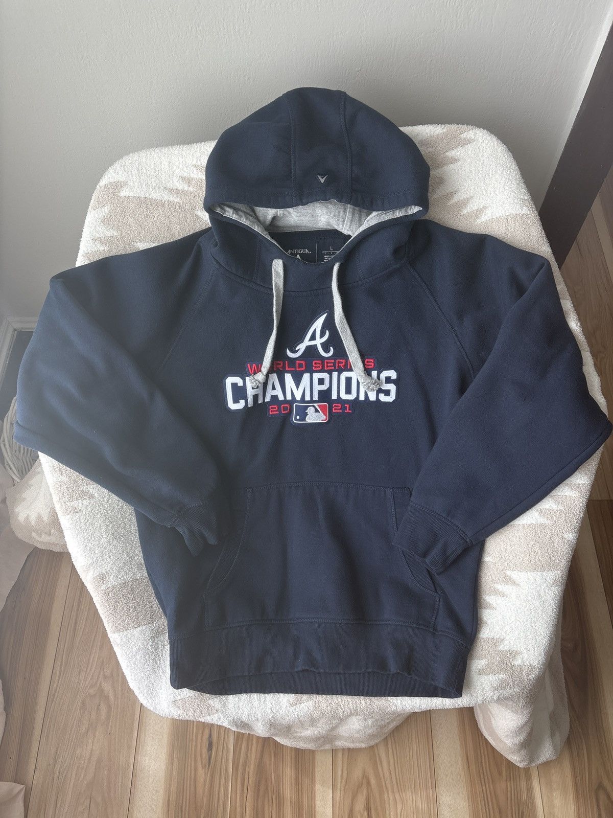 Antigua Atlanta Braves Hoodie Size US L / EU 52-54 / 3 - 1 Preview
