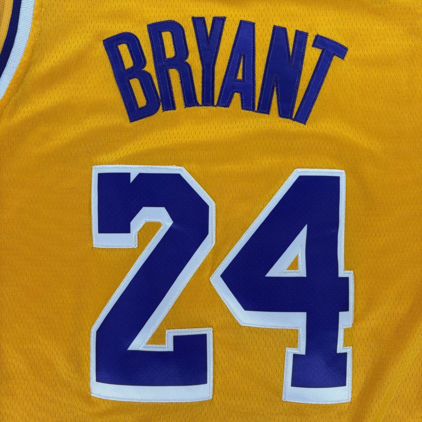 Nike Nike Kobe Bryant Lakers #24 Swingman Jersey Stitched Men S/ Size US S / EU 44-46 / 1 - 4 Thumbnail