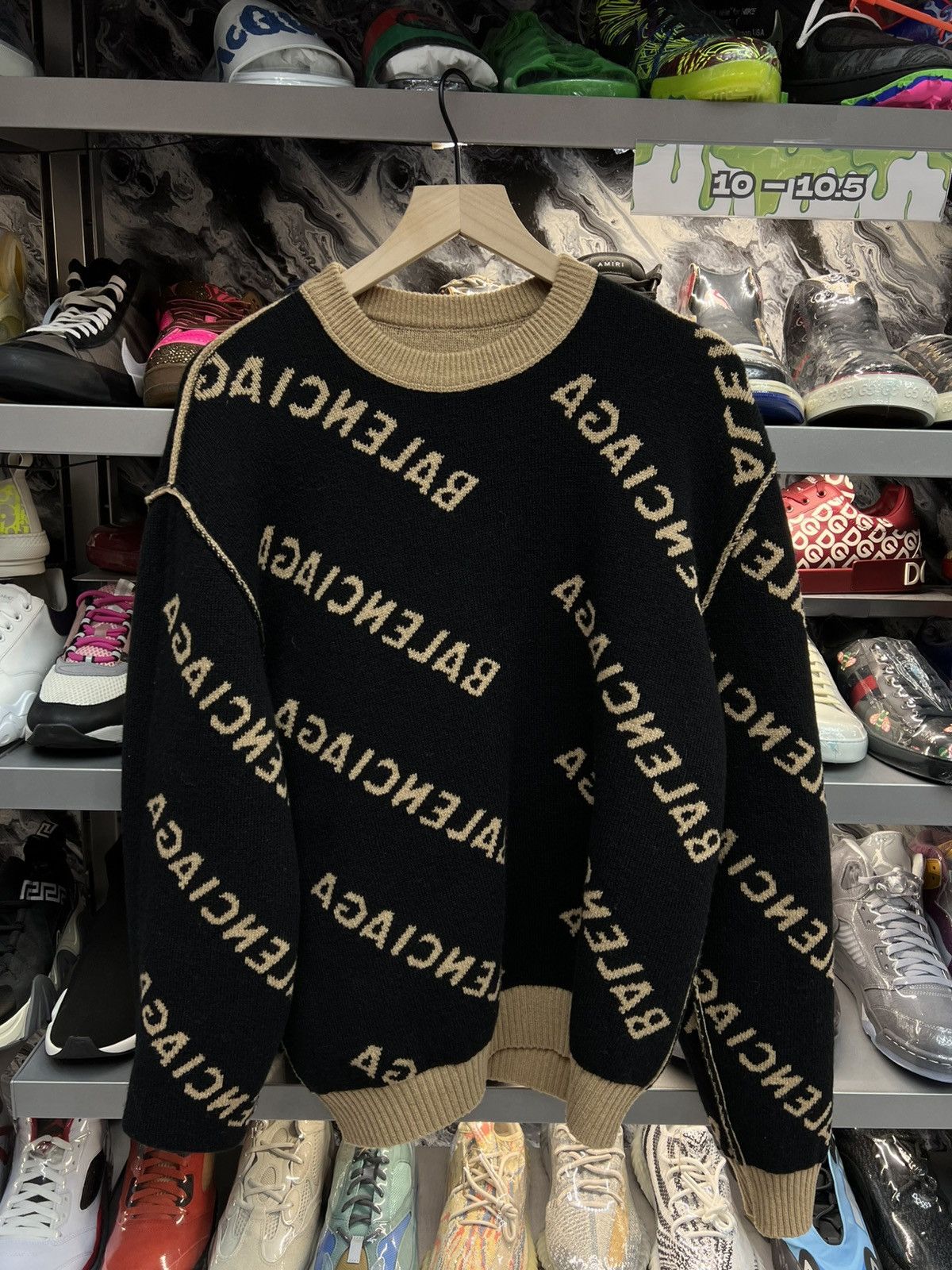 Balenciaga Balenciaga Logo Crewneck Size US L / EU 52-54 / 3 - 13 Thumbnail