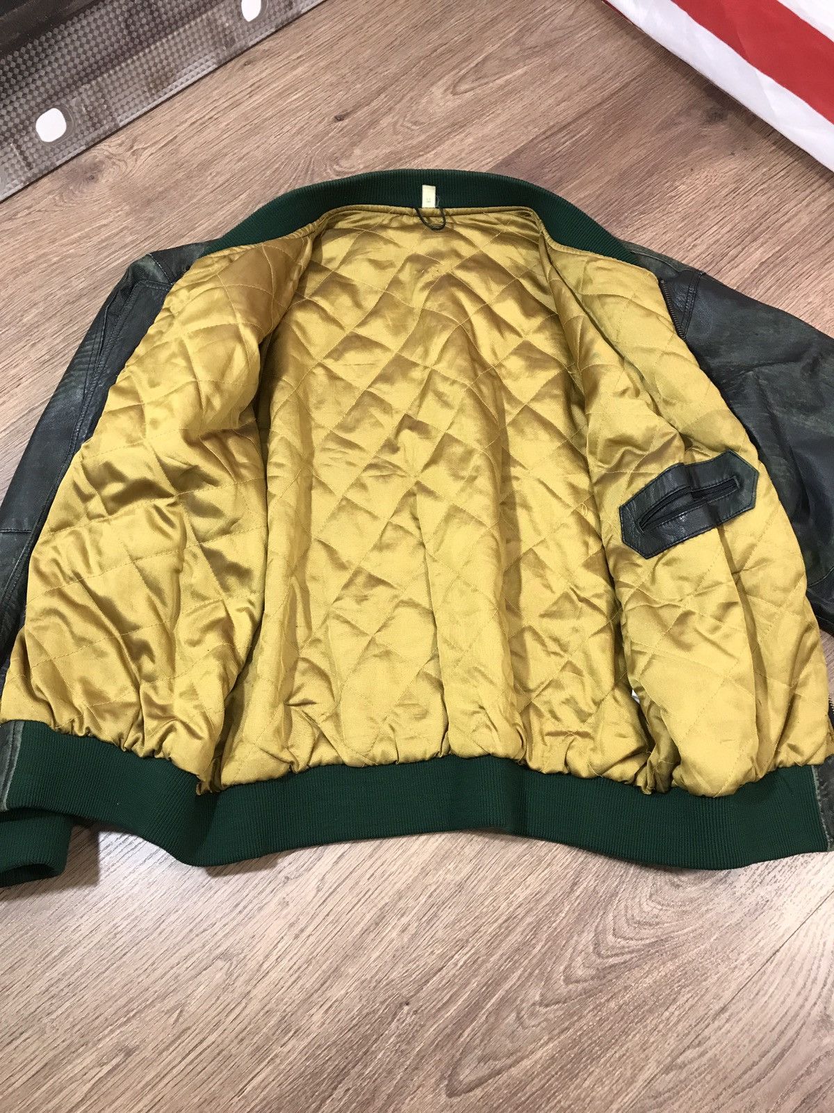 Japanese Brand × Vintage Vintage Distressed Leather Jacket Size M Size US M / EU 48-50 / 2 - 6 Thumbnail